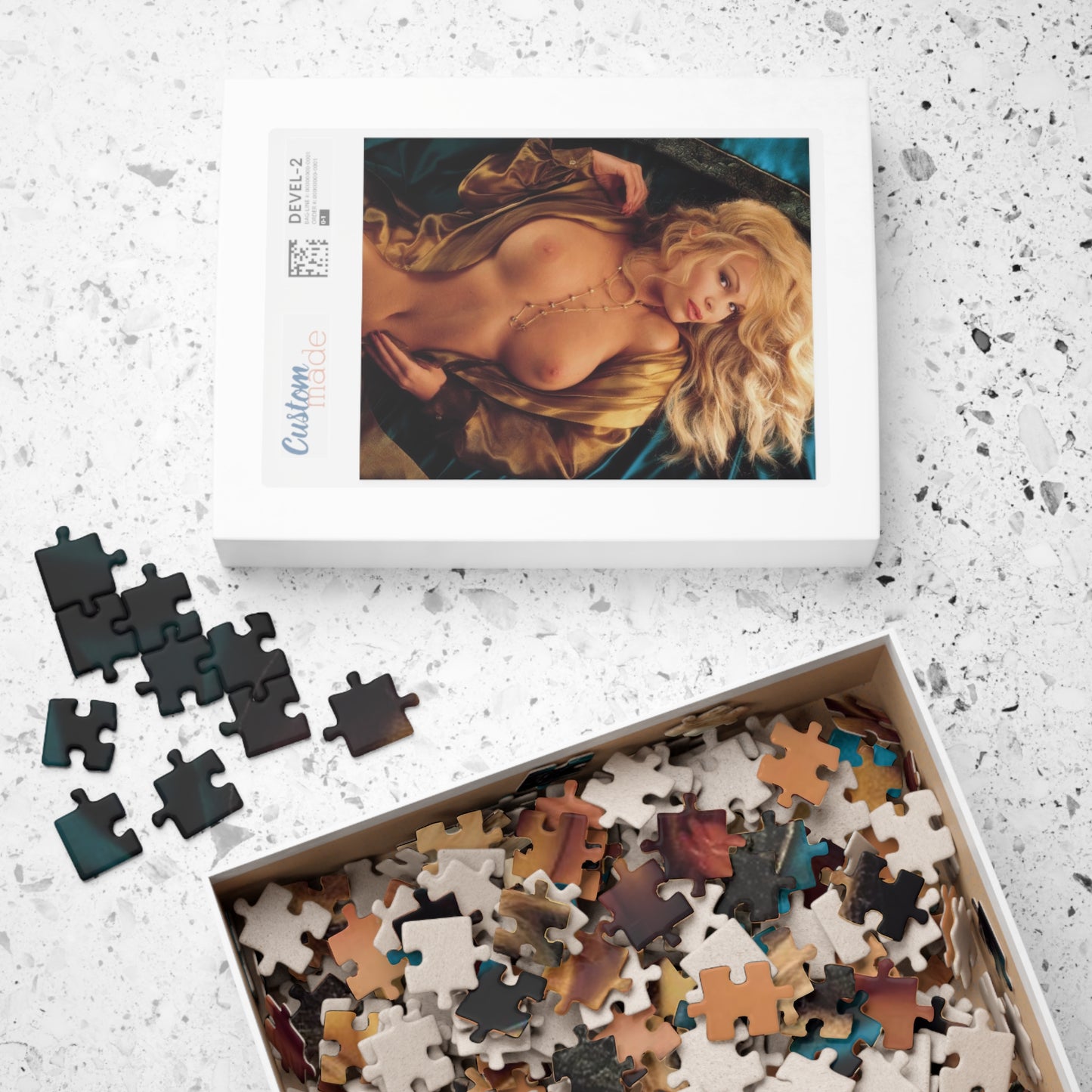 Puzzle (110, 252, 500, 1014-piece) Playboy Playmate Jan 1995 Melissa Holliday
