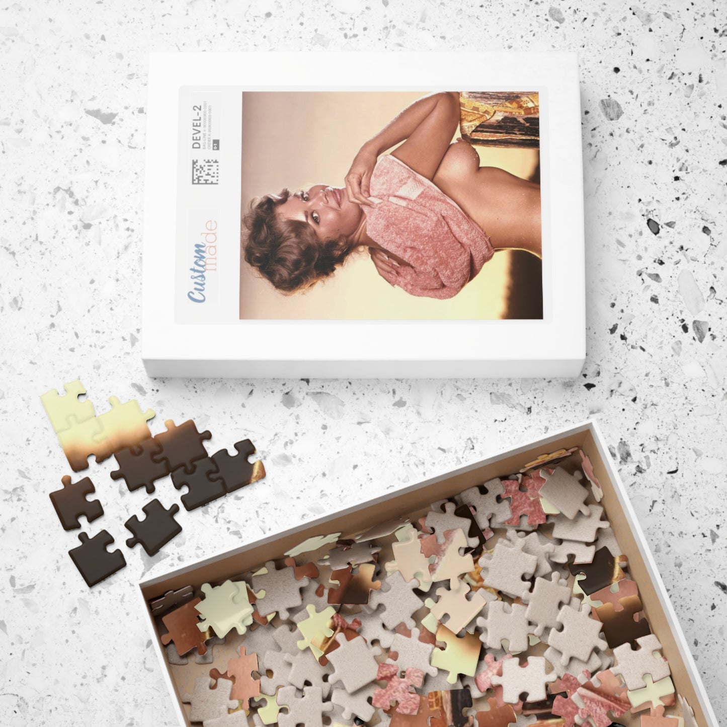 Puzzle (110, 252, 500, 1014-piece) Playboy Playmate March 1964 Nancy Scott