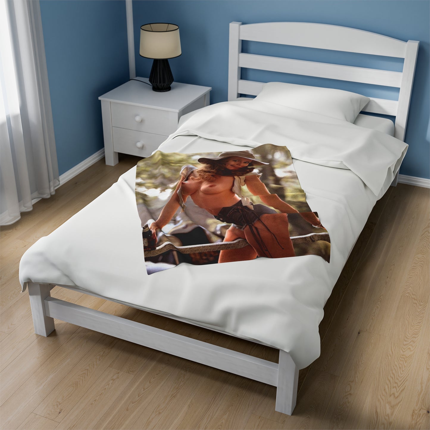 Velveteen Plush Blanket Playboy Playmate September 1972 Susan Miller