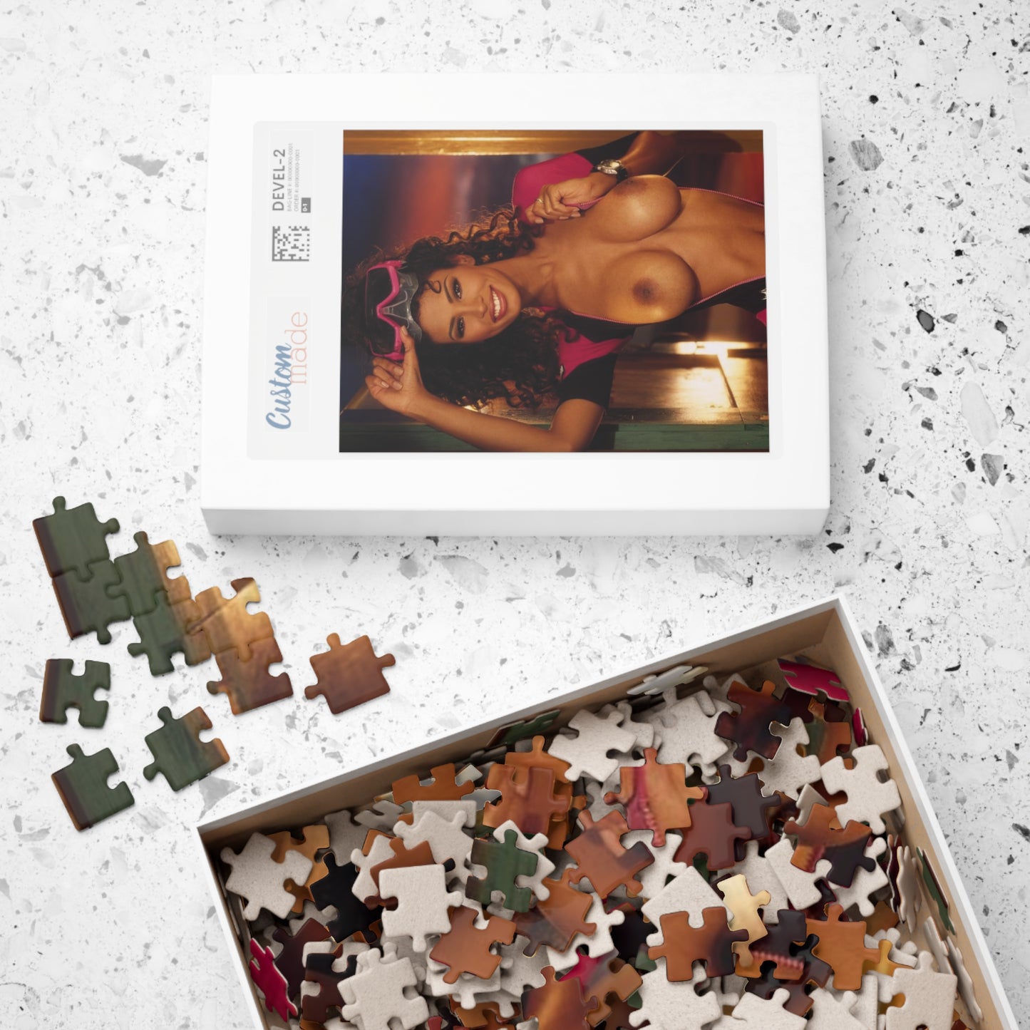 Puzzle (110, 252, 500, 1014-piece) Playboy Playmate June 1996 Karin Taylor
