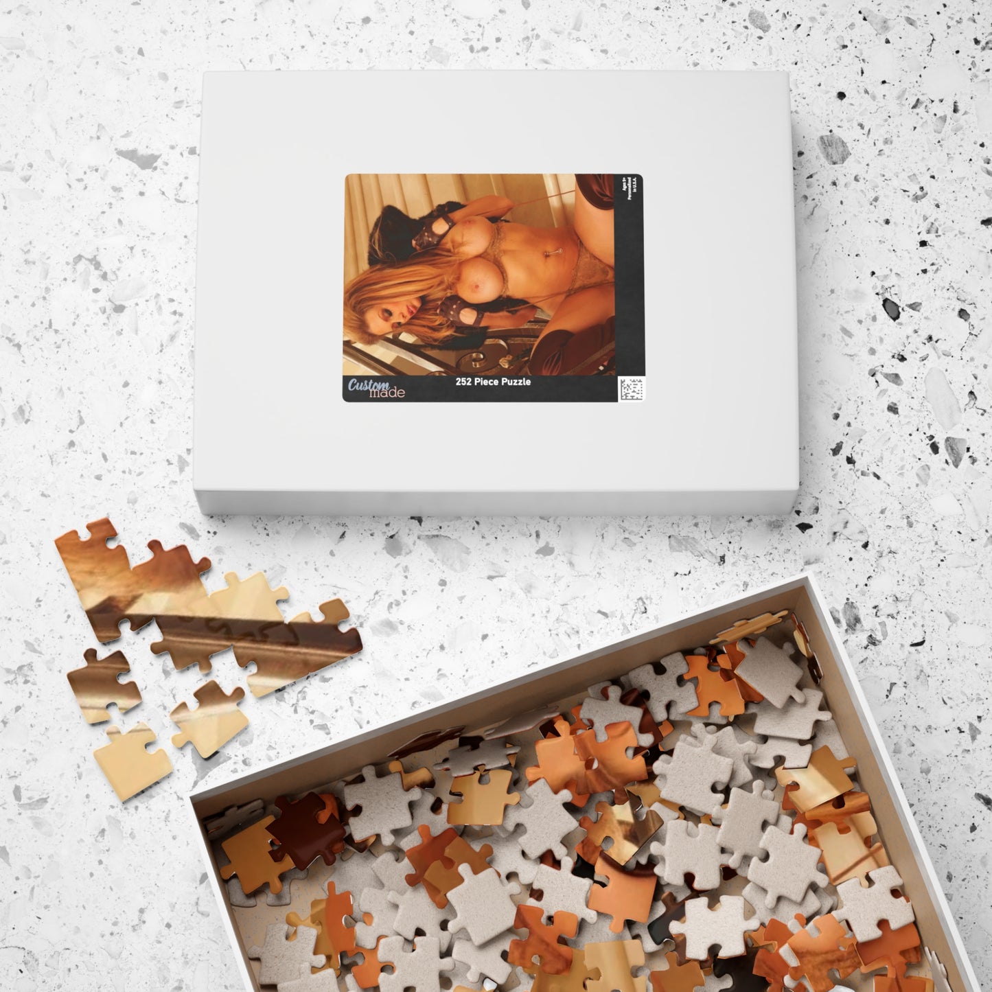 Puzzle (110, 252, 520, 1014-piece) Jenna Jameson Nude