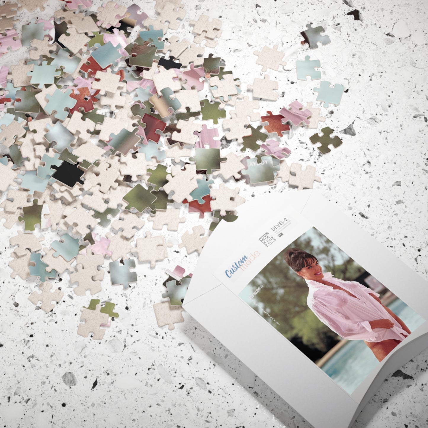 Puzzle (110, 252, 500, 1014-piece) Playboy Playmate December 1964 Jo Collins