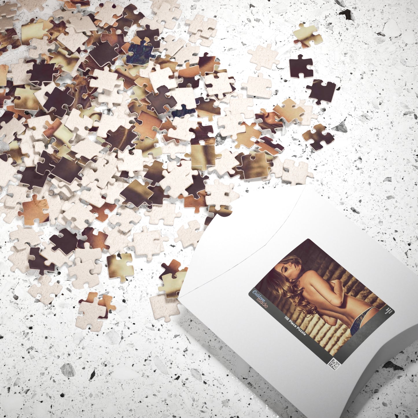 Puzzle (110, 252, 500, 1014-piece) Playboy Playmate April 2016 Camille Rowe
