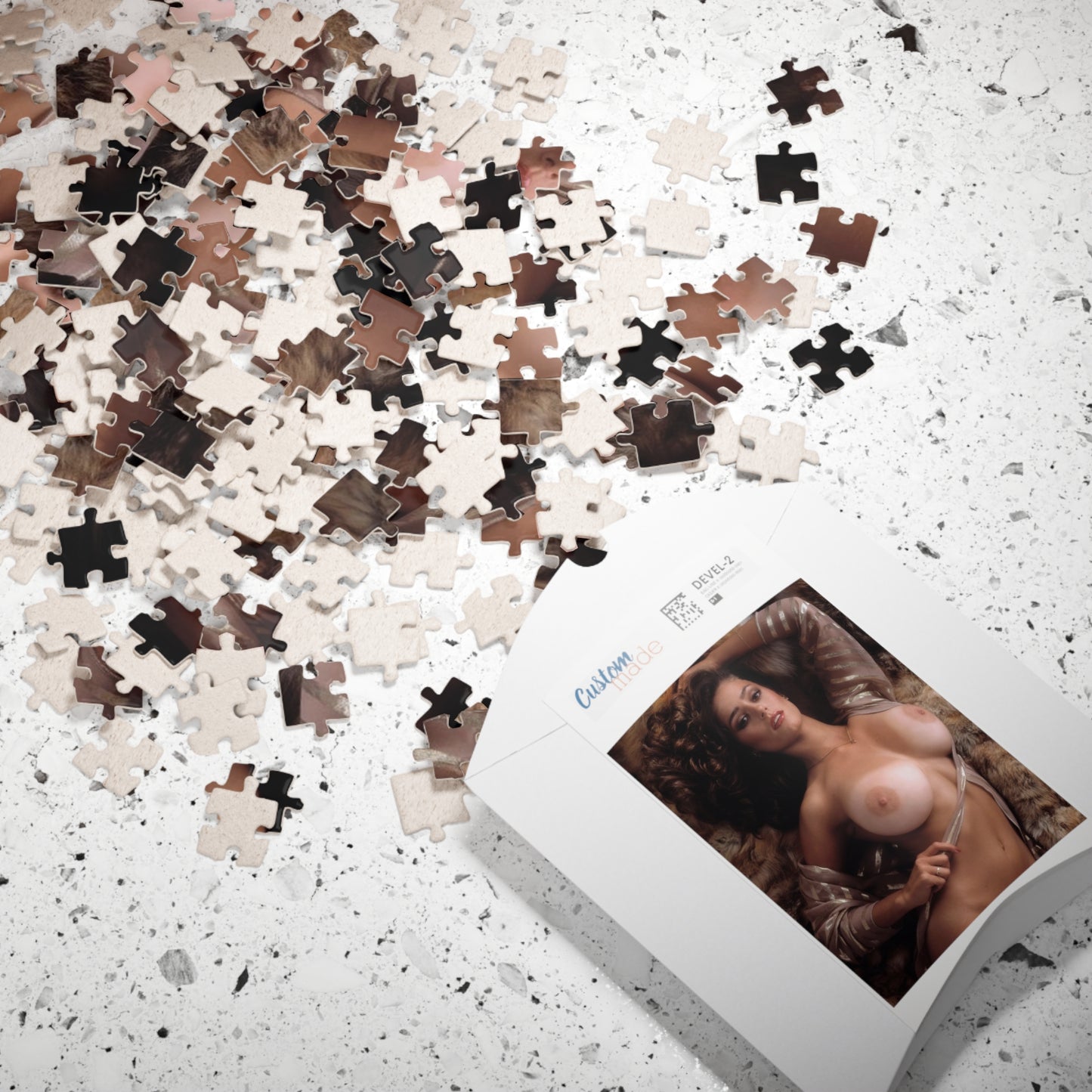 Puzzle (110, 252, 500, 1014-piece) Playboy Playmate January 1981 Karen Price