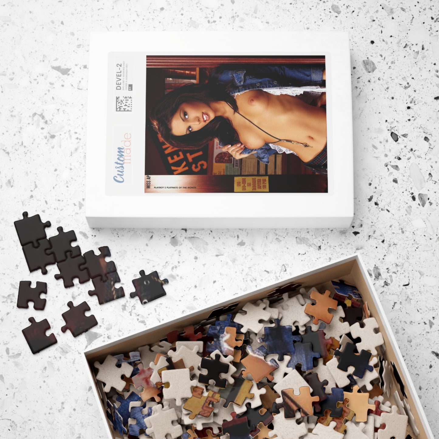 Puzzle (110, 252, 500, 1014-piece) Playboy Playmate April 2003 Carmella Decesare
