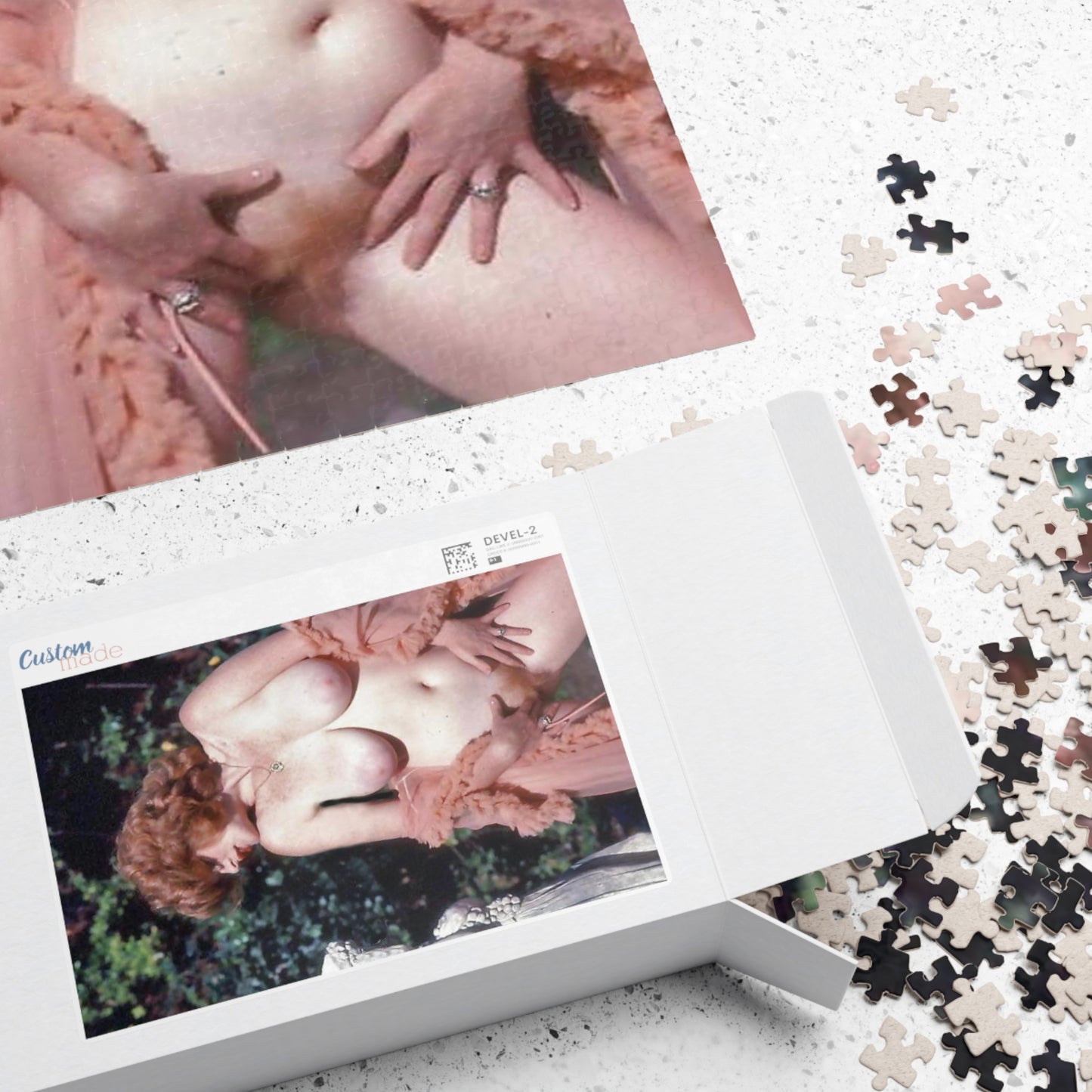 Puzzle (110, 252, 520, 1014-piece) Retro Pornstar Lisa De Leeuw Nude