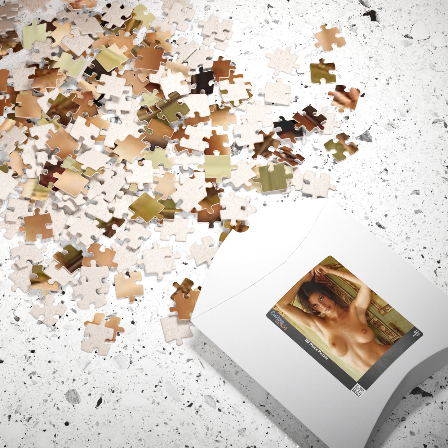 Puzzle (110, 252, 500, 1014-piece) Playboy Playmate Victoria Cunningham