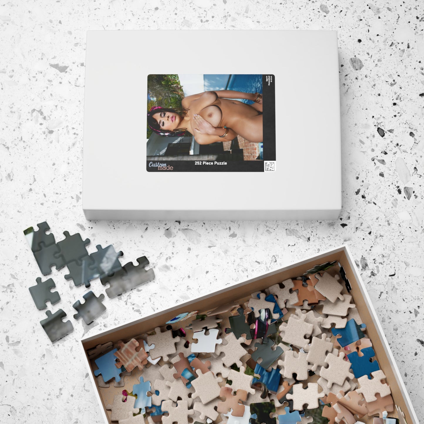Puzzle (110, 252, 500, 1014-piece) Pet Autumn Falls Nude