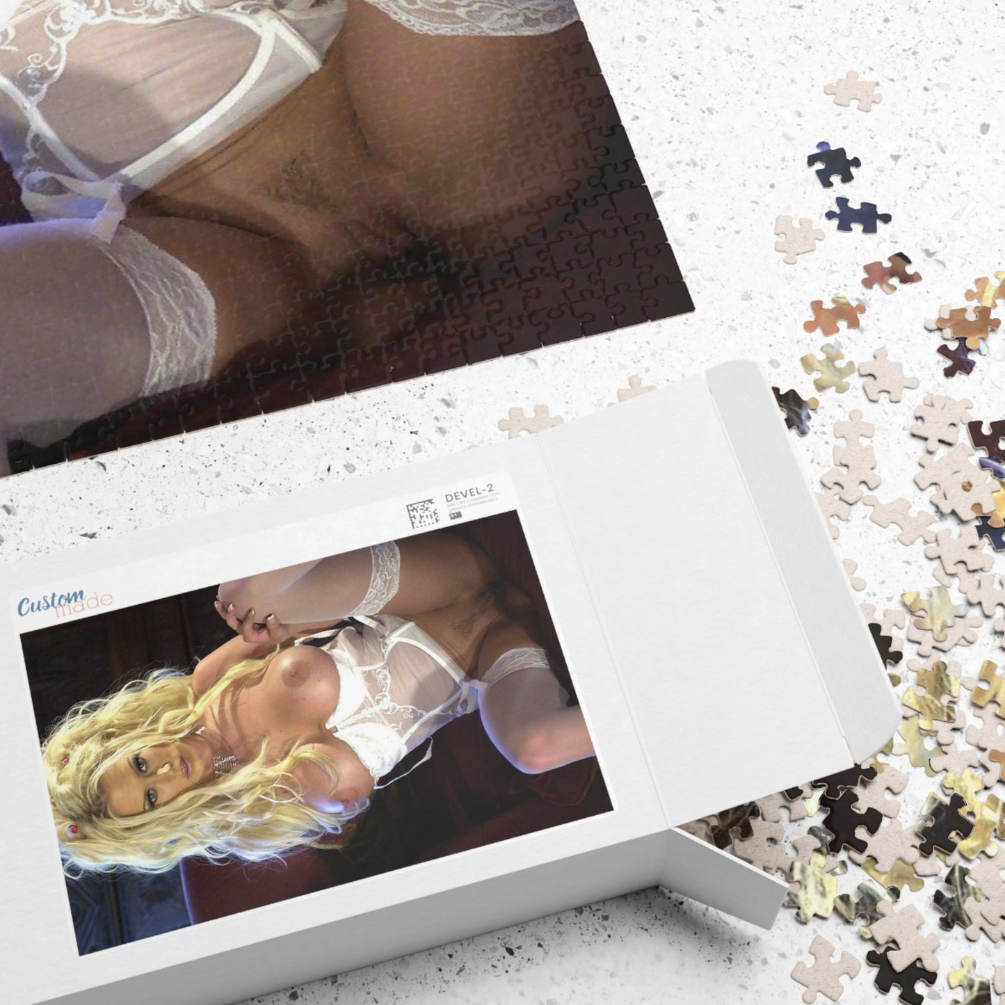 Puzzle (110, 252, 500, 1014-piece) Pornstar Jenna Jameson Nude