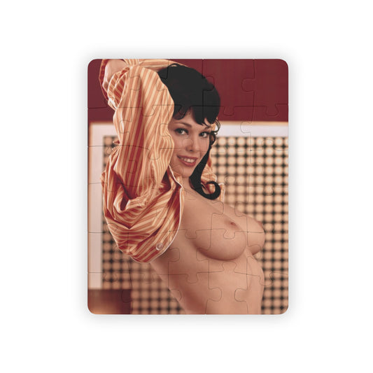 Puzzle, 30-Piece Playboy Playmate March 1971 Cynthia Hall