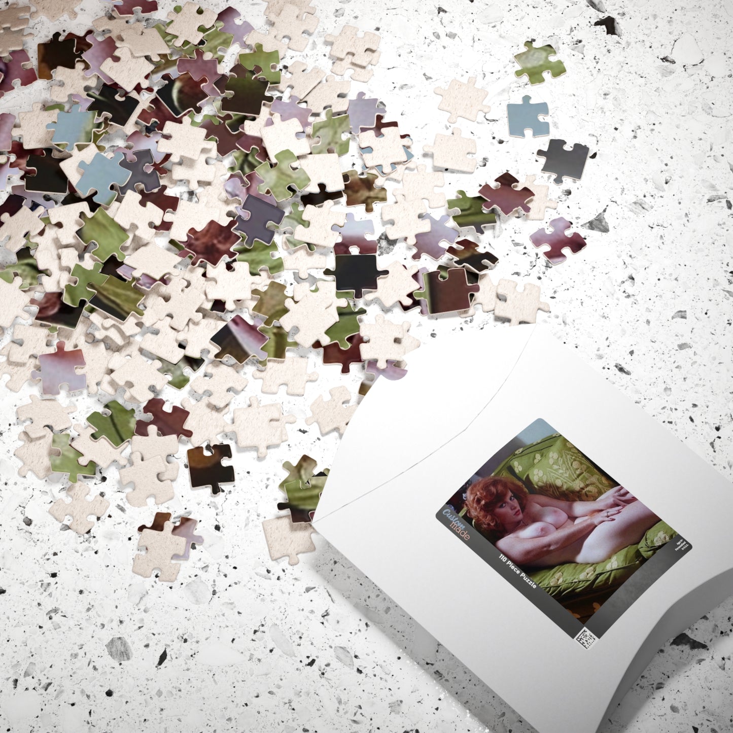 Puzzle (110, 252, 520, 1014-piece) Retro Pornstar Lisa De Leeuw Nude