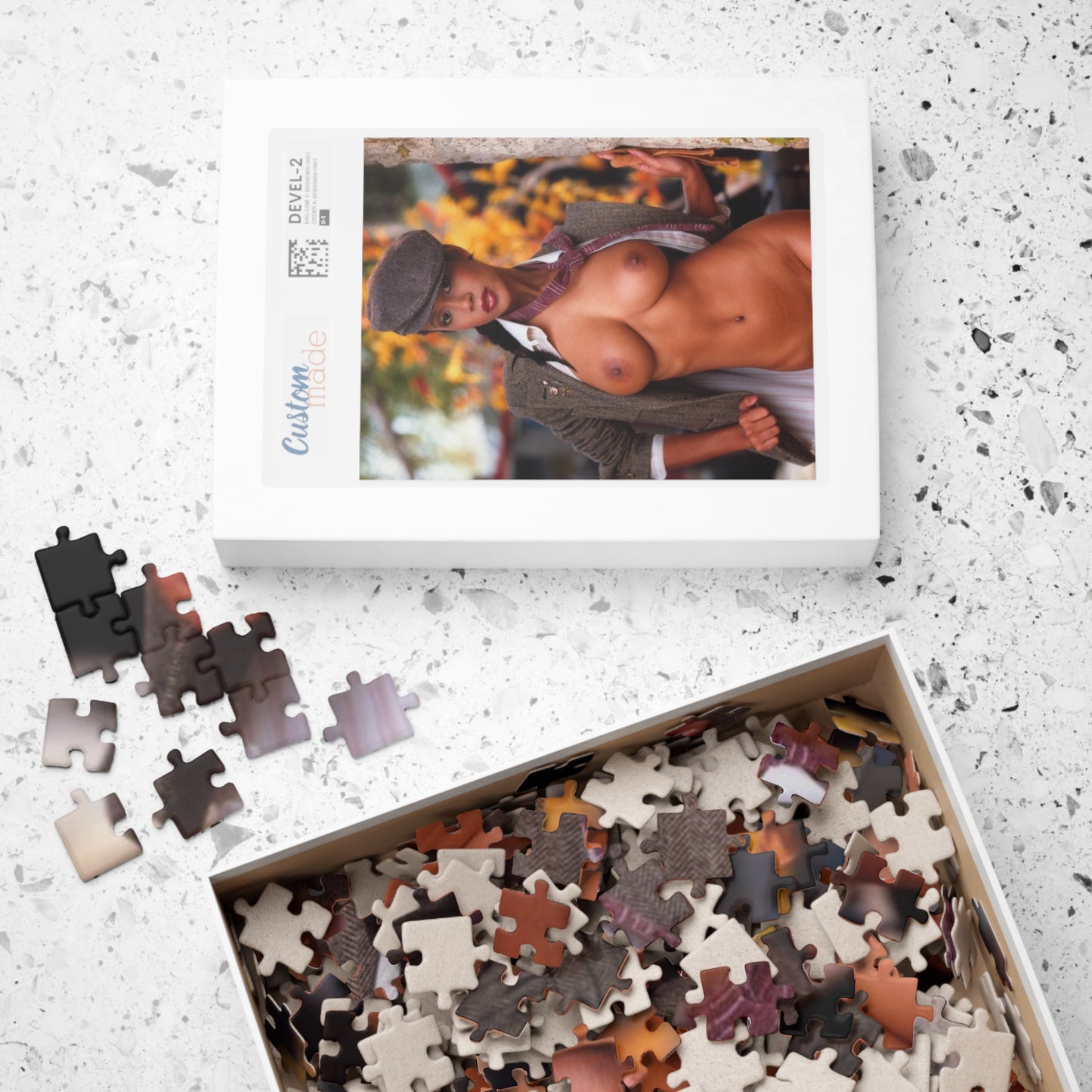 Puzzle (110, 252, 500, 1014-piece) Playboy Playmate September 1985 Venice Kong