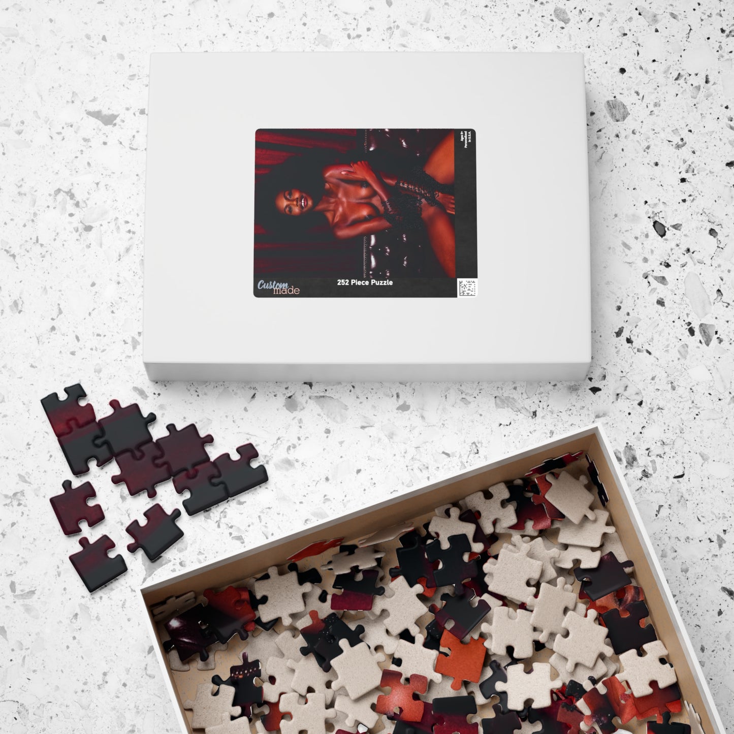 Puzzle (110, 252, 500, 1014-piece) Playboy Playmate October 2017 Milan Dixon