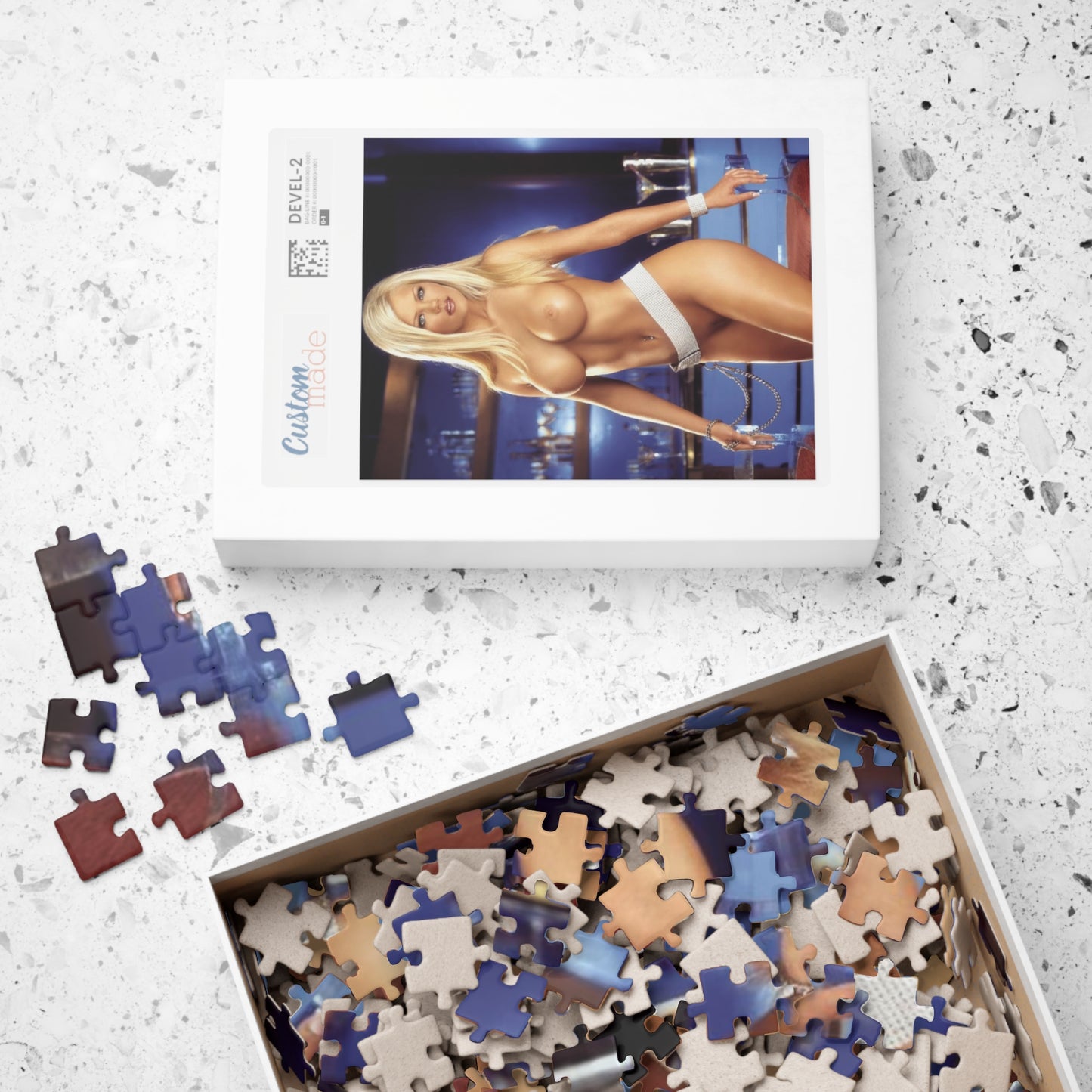 Puzzle (110, 252, 500, 1014-piece) Playboy Playmate November 2000 Buffy Tyler