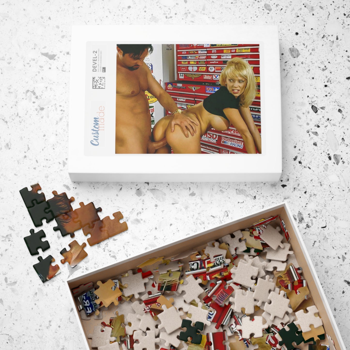 Puzzle (110, 252, 520, 1014-piece) Jenna Jameson