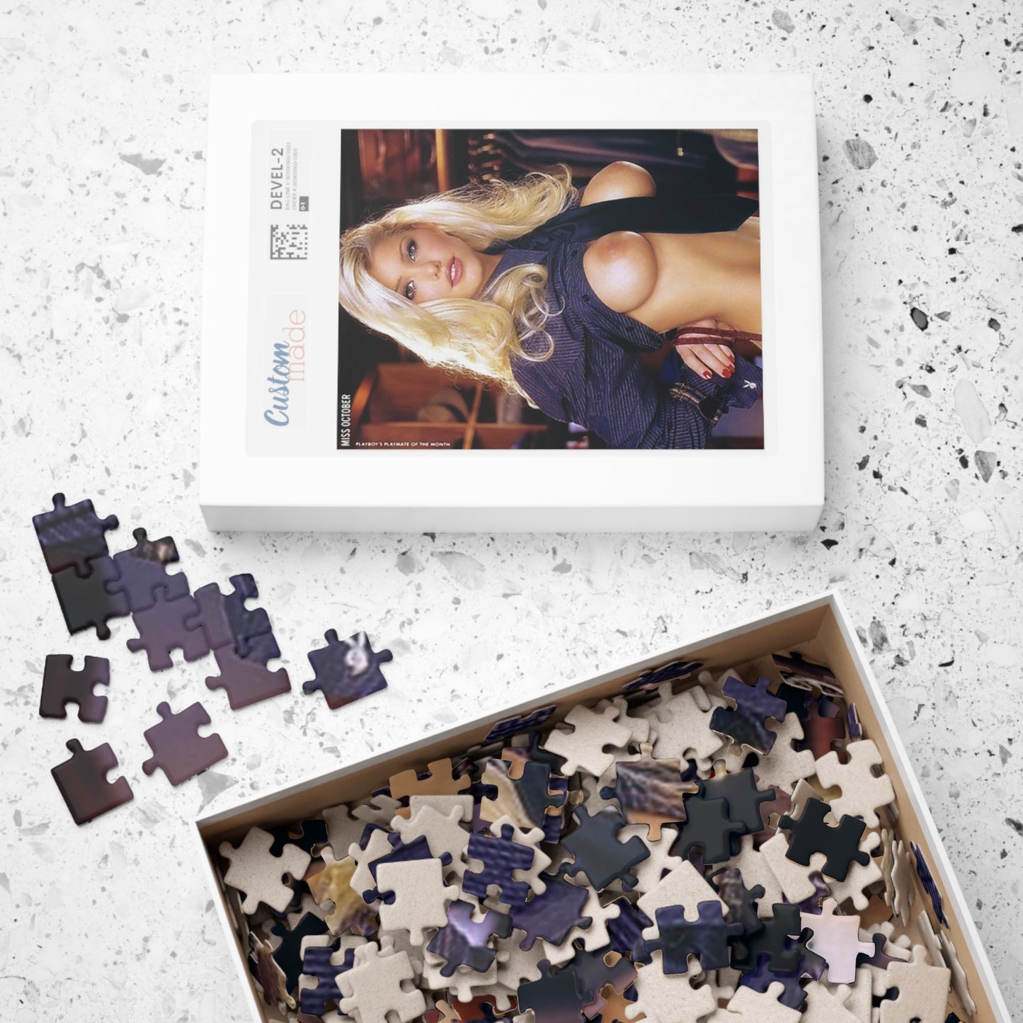 Puzzle (110, 252, 500, 1014-piece) Playboy Playmate October 2002 Teri Harrison
