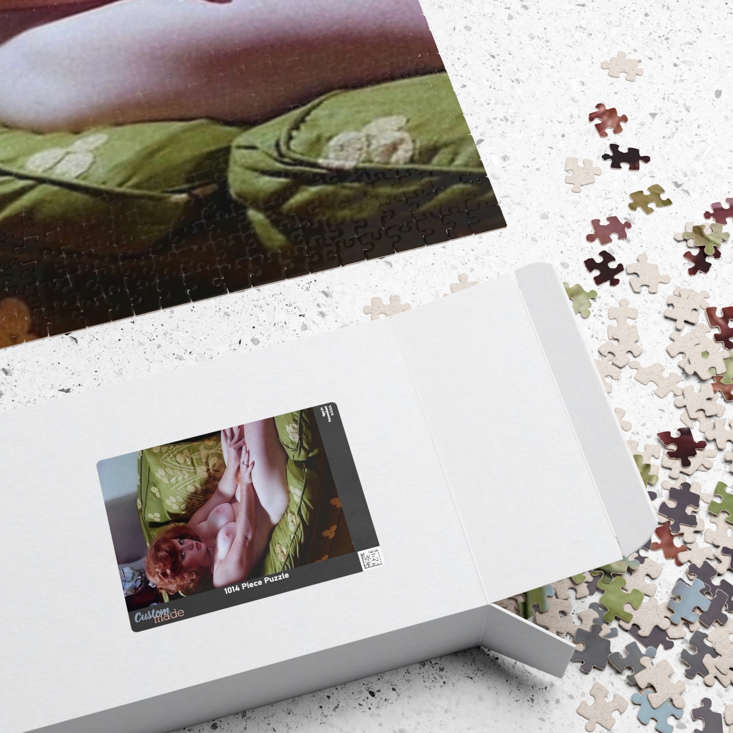 Puzzle (110, 252, 520, 1014-piece) Retro Pornstar Lisa De Leeuw Nude