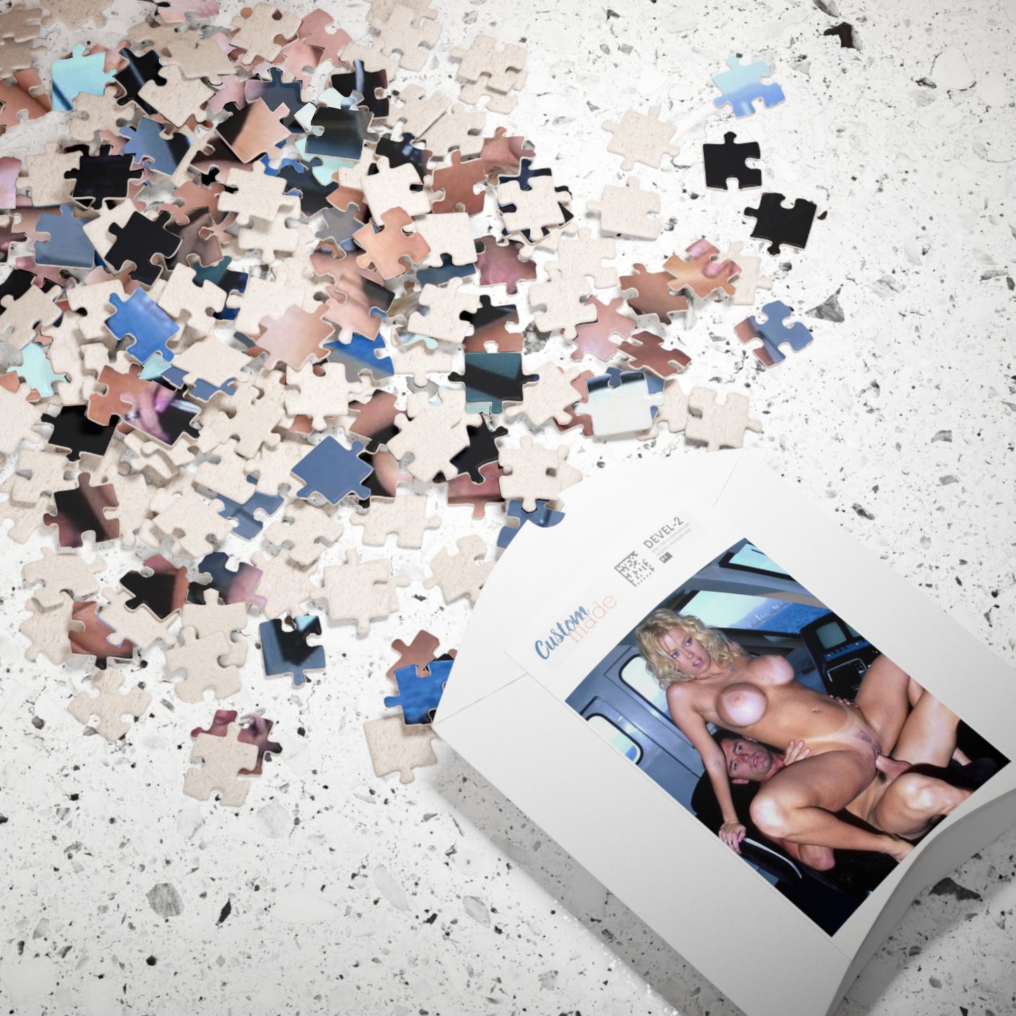 Puzzle (110, 252, 520, 1014-piece) Jenna Jameson