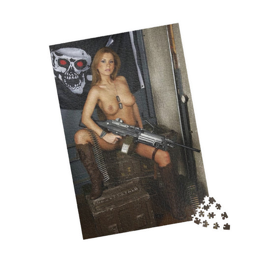 Puzzle (110, 252, 520, 1014-piece) Sexy Nude Girl with Big Gun