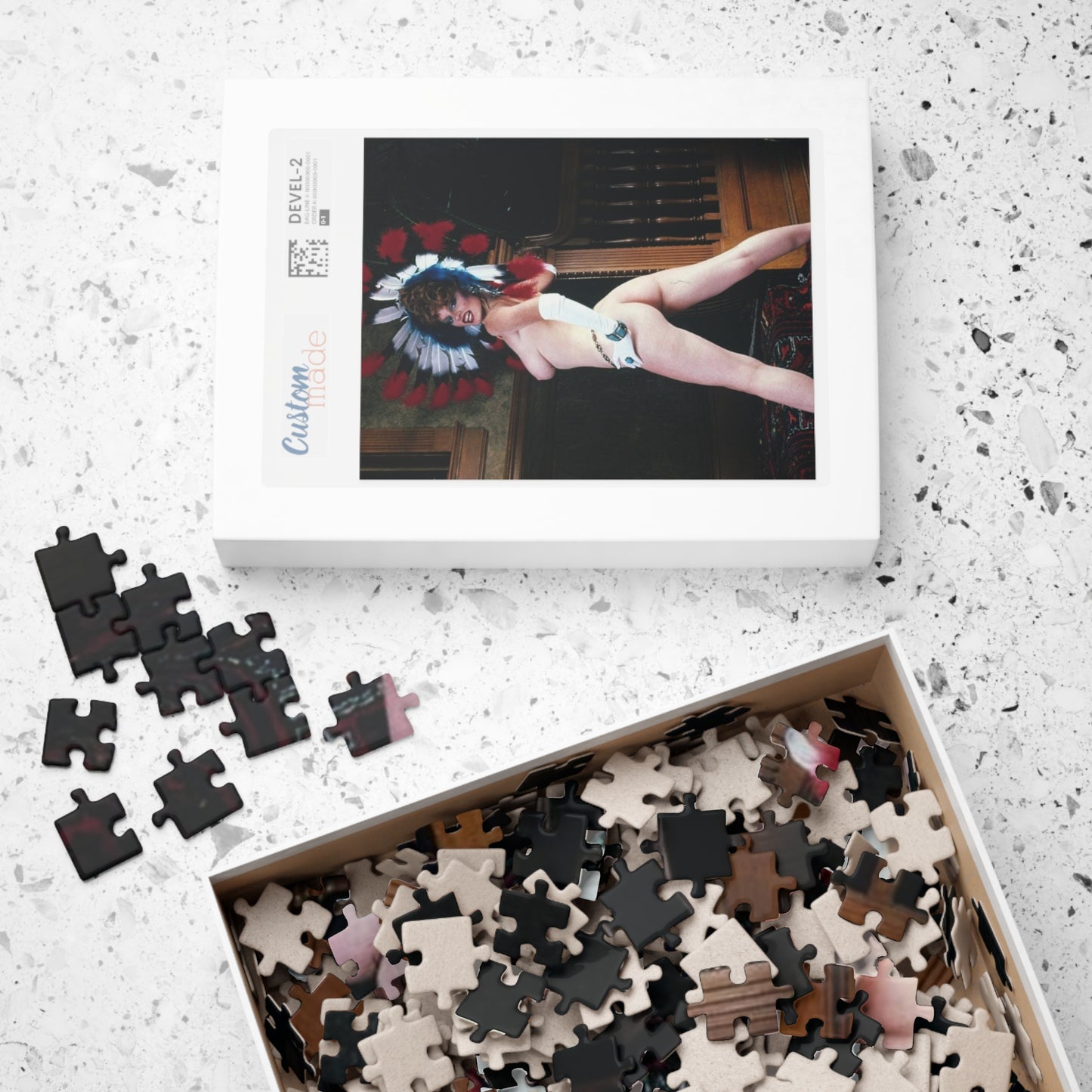 Puzzle (110, 252, 500, 1014-piece) Retro Porn Star Lisa De Leeuw Nude