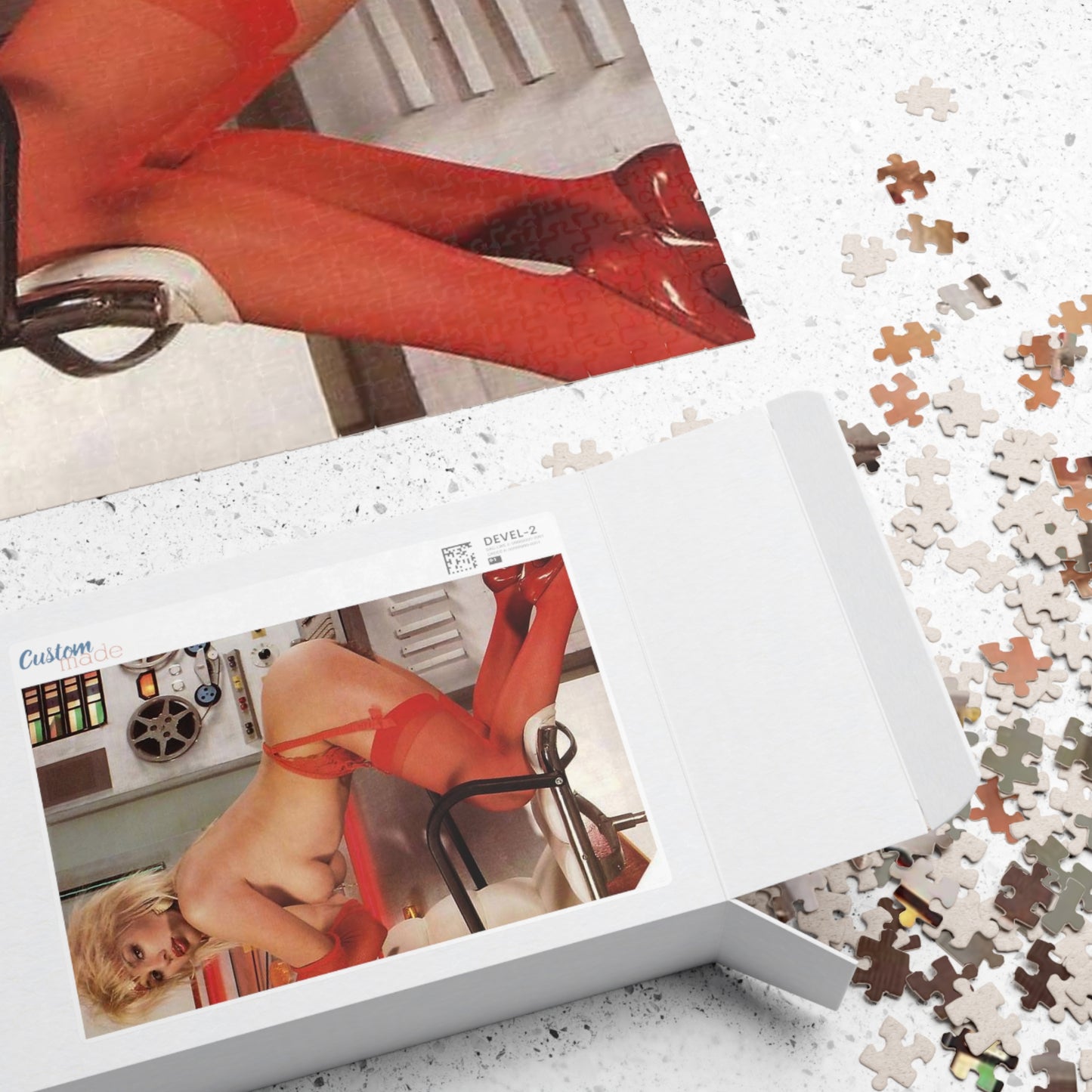 Puzzle (110, 252, 500, 1014-piece) Retro French Porn Star Marilyn Jess