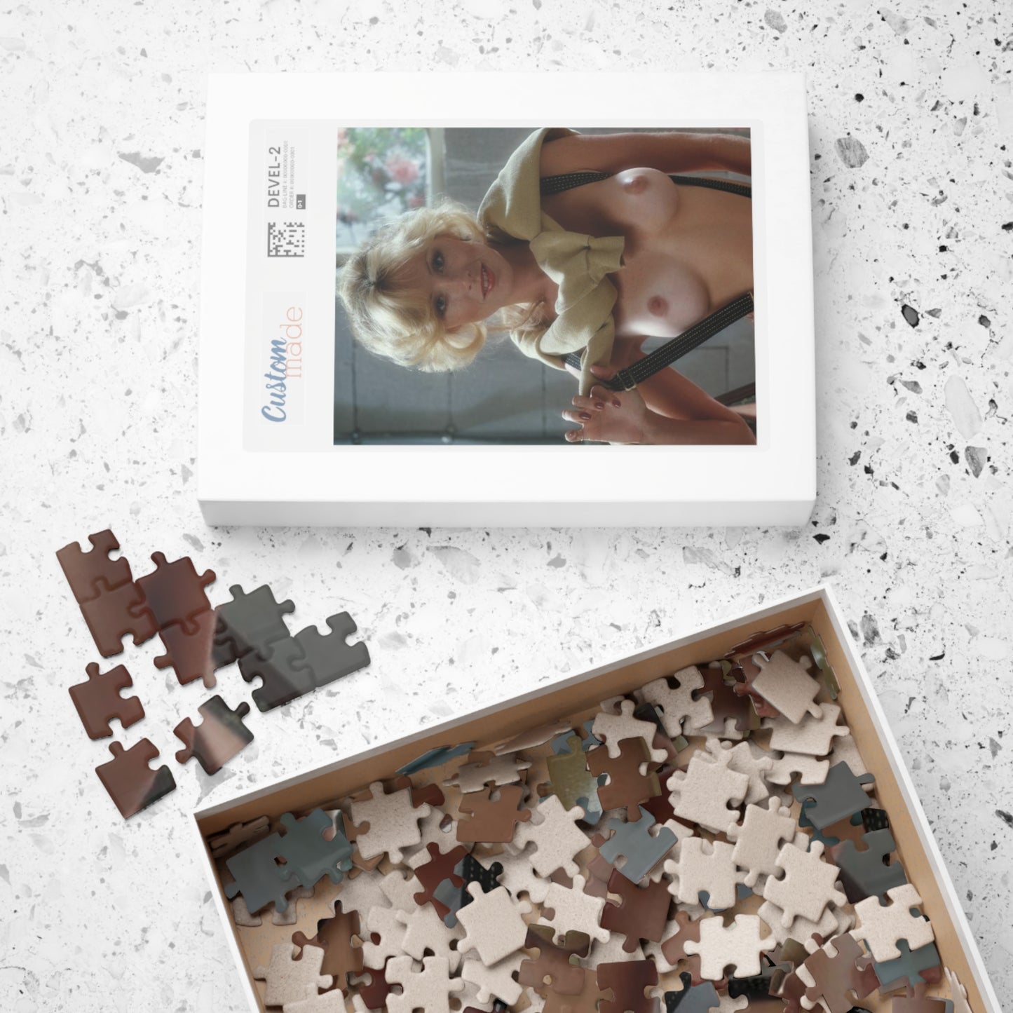 Puzzle (110, 252, 500, 1014-piece) Playboy Playmate October 1978 Marcy Hanson