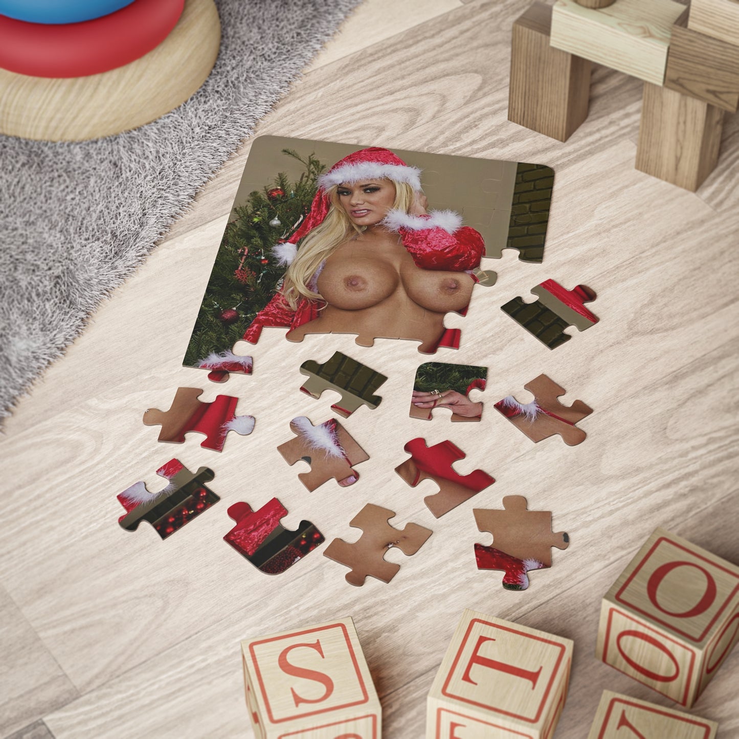 Puzzle, 30-Piece Shyla Stylez Nude Christmas