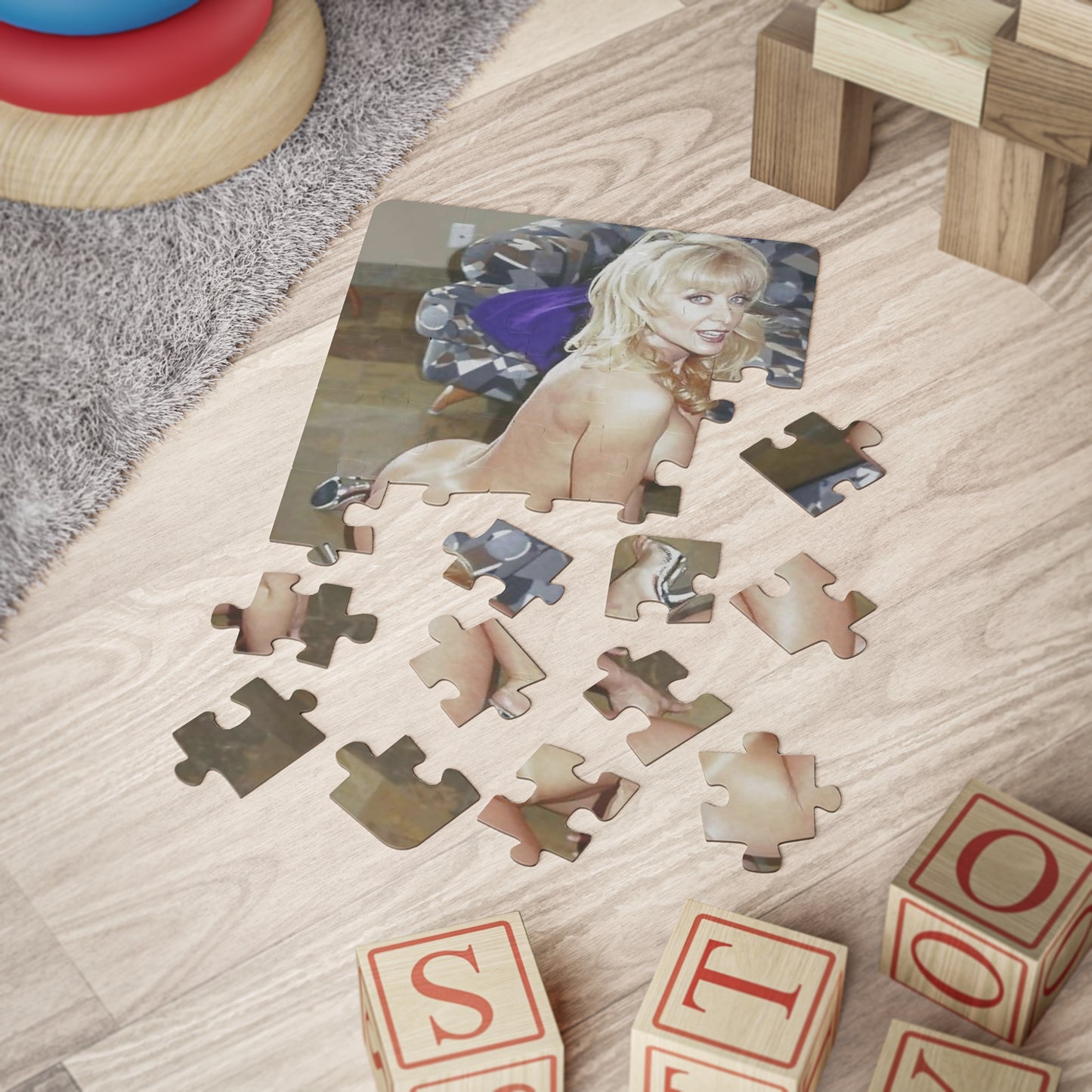 Puzzle, 30-Piece Retro Porn Star Nina Hartley Nude