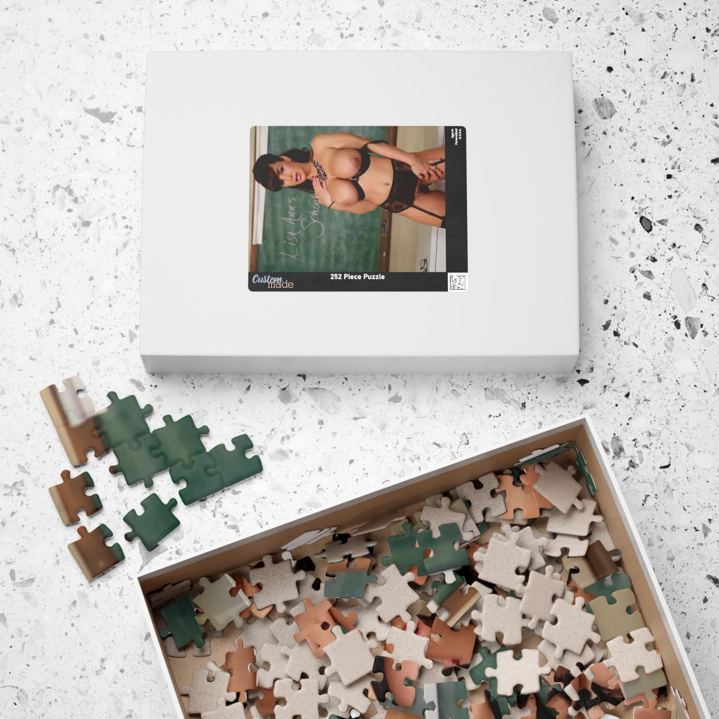 Puzzle (110, 252, 520, 1014-piece) Lisa Ann Nude