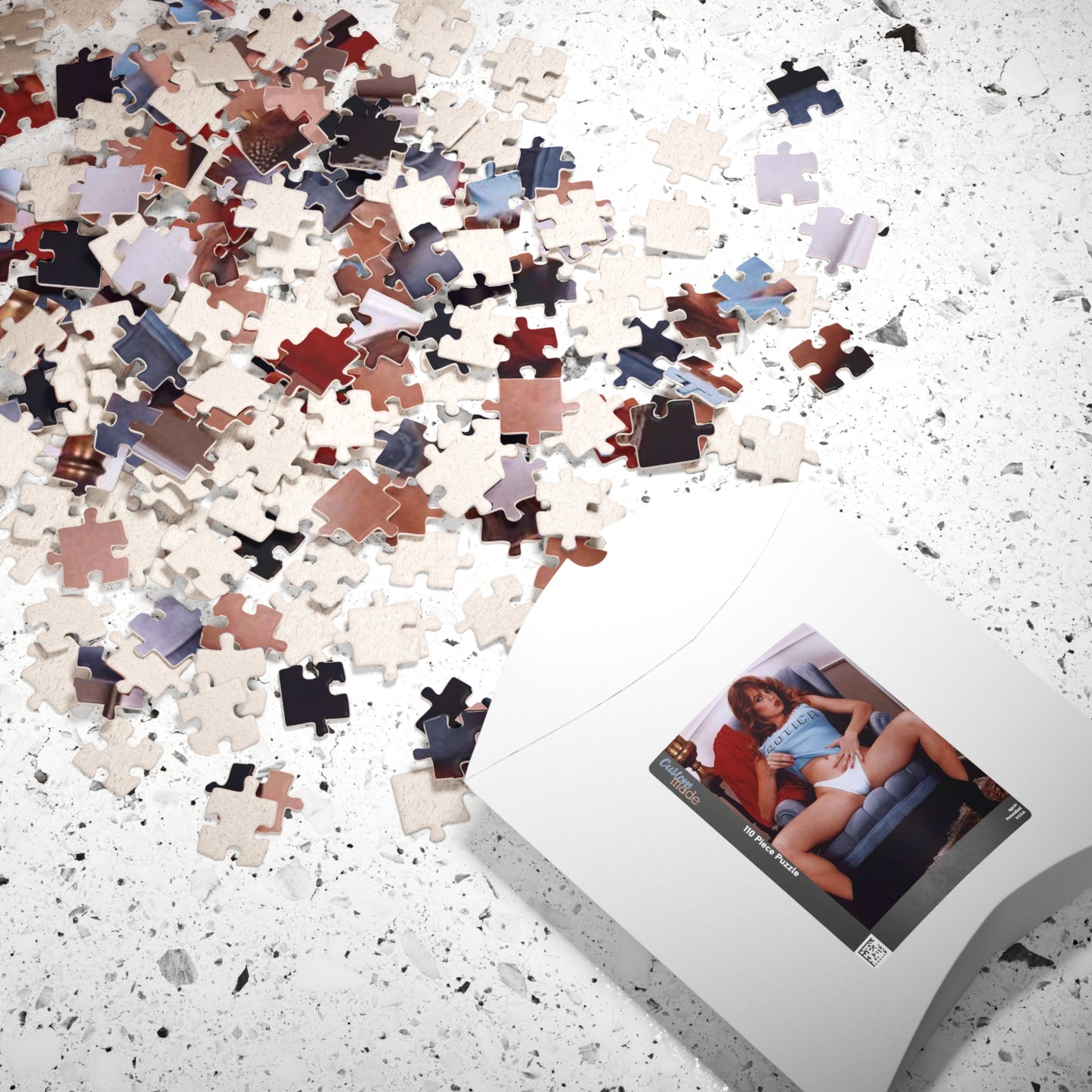 Puzzle (110, 252, 520, 1014-piece) Traci Lords