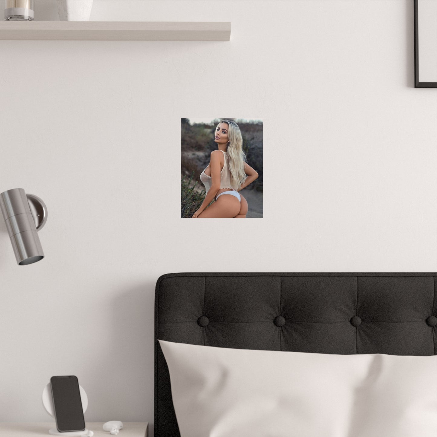Satin Posters (210gsm) Lindsey Pelas