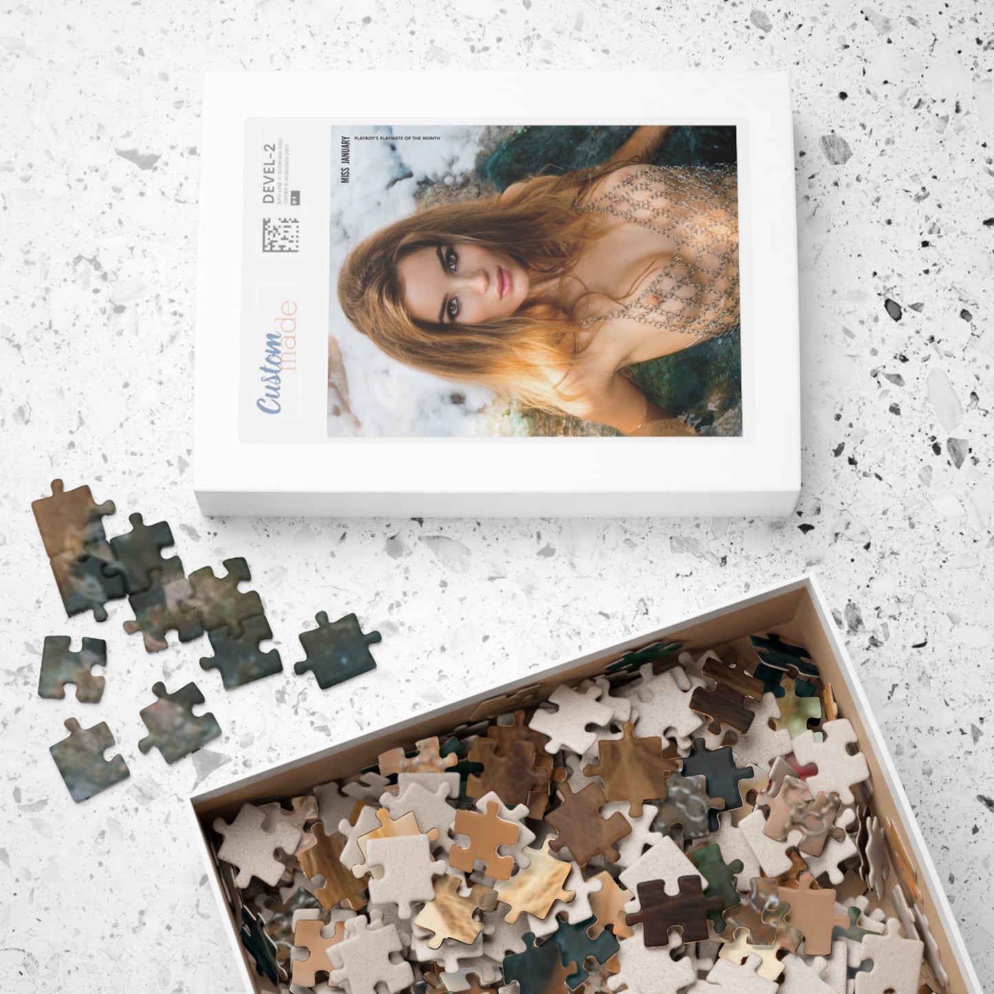 Puzzle (110, 252, 500, 1014-piece) Playboy Playmate Jan 2014 Roos Van Montfort