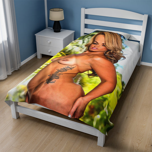 Velveteen Plush Blanket Pornstar Kelsie Monroe Nude