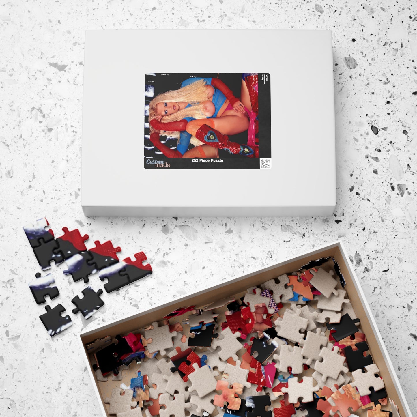 Puzzle (110, 252, 520, 1014-piece) Jenna Jameson Nude
