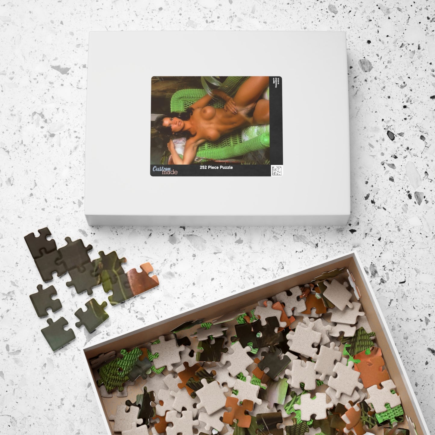 Puzzle (110, 252, 500, 1014-piece) Playmate Victoria Cunningham #2