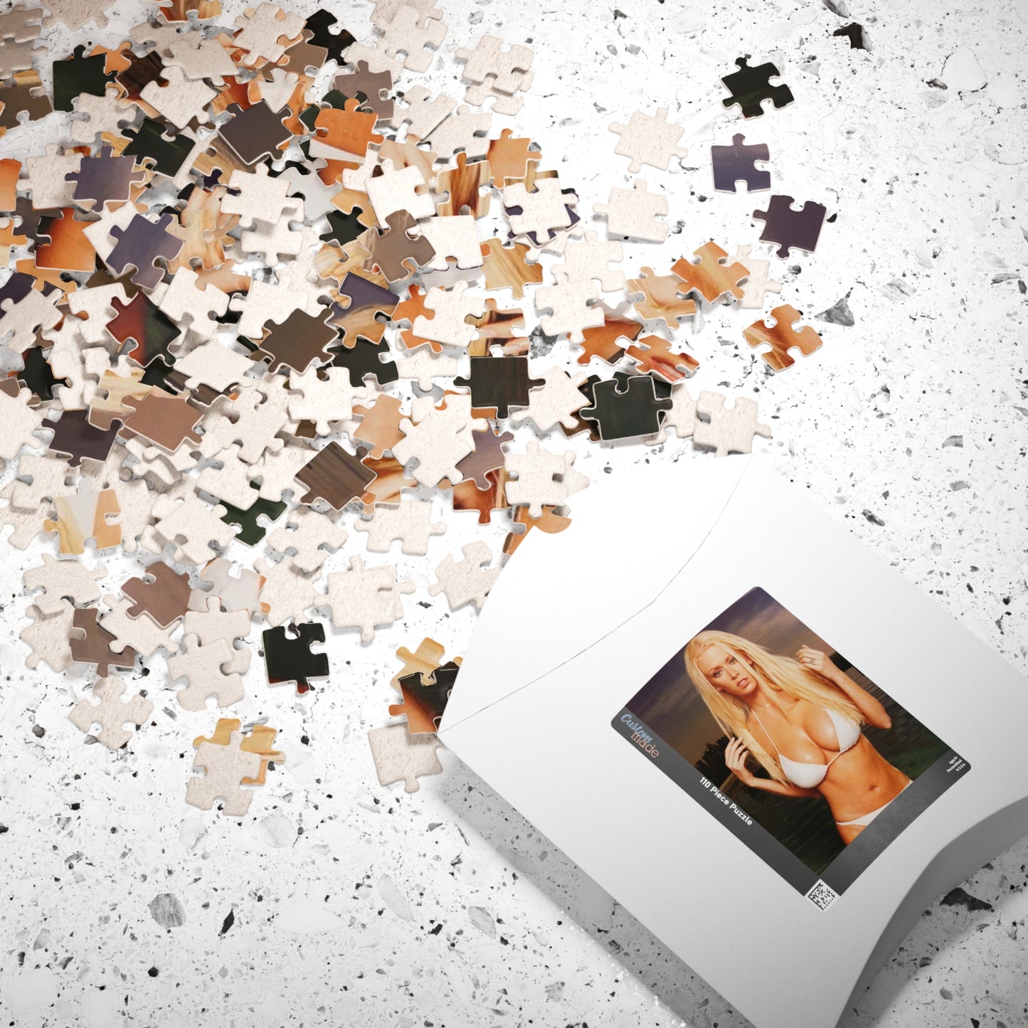 Puzzle (110, 252, 520, 1014-piece) Jenna Jameson