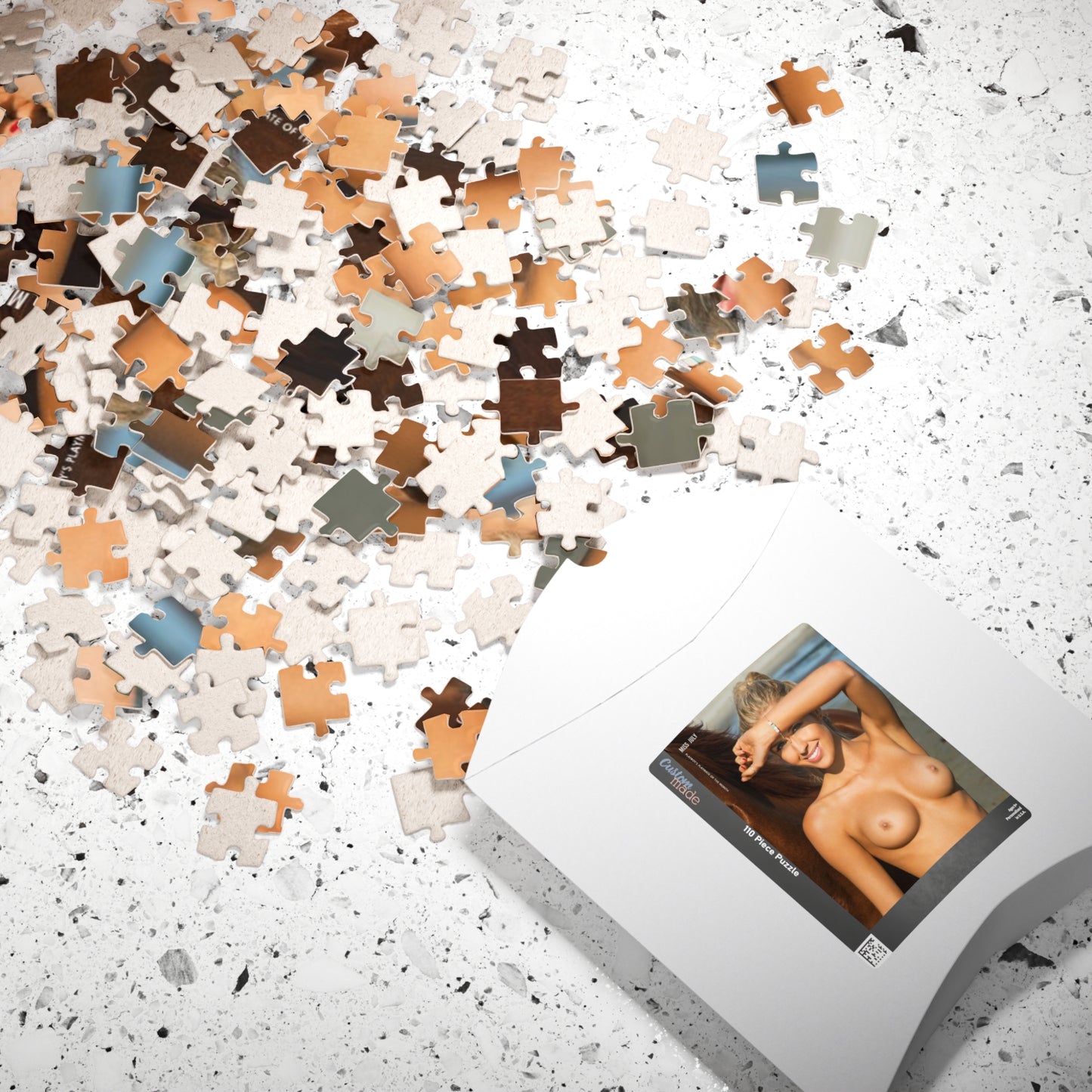 Puzzle (110, 252, 500, 1014-piece) Playboy Playmate July 2015 Kayla Rae Reid