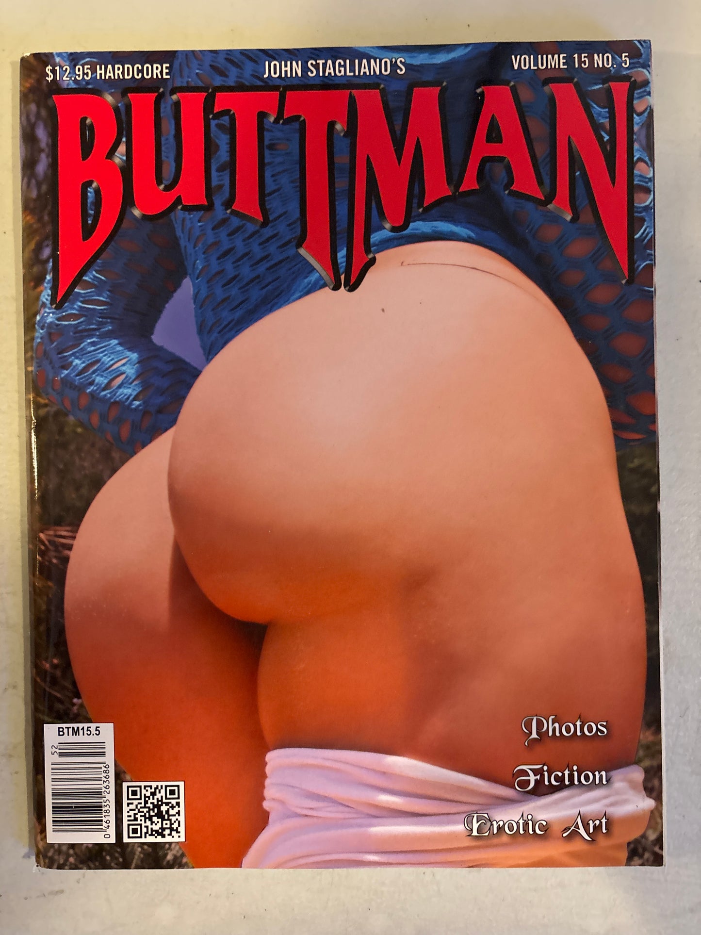 Buttman Magazine Volume 15 no. 5 October 2012