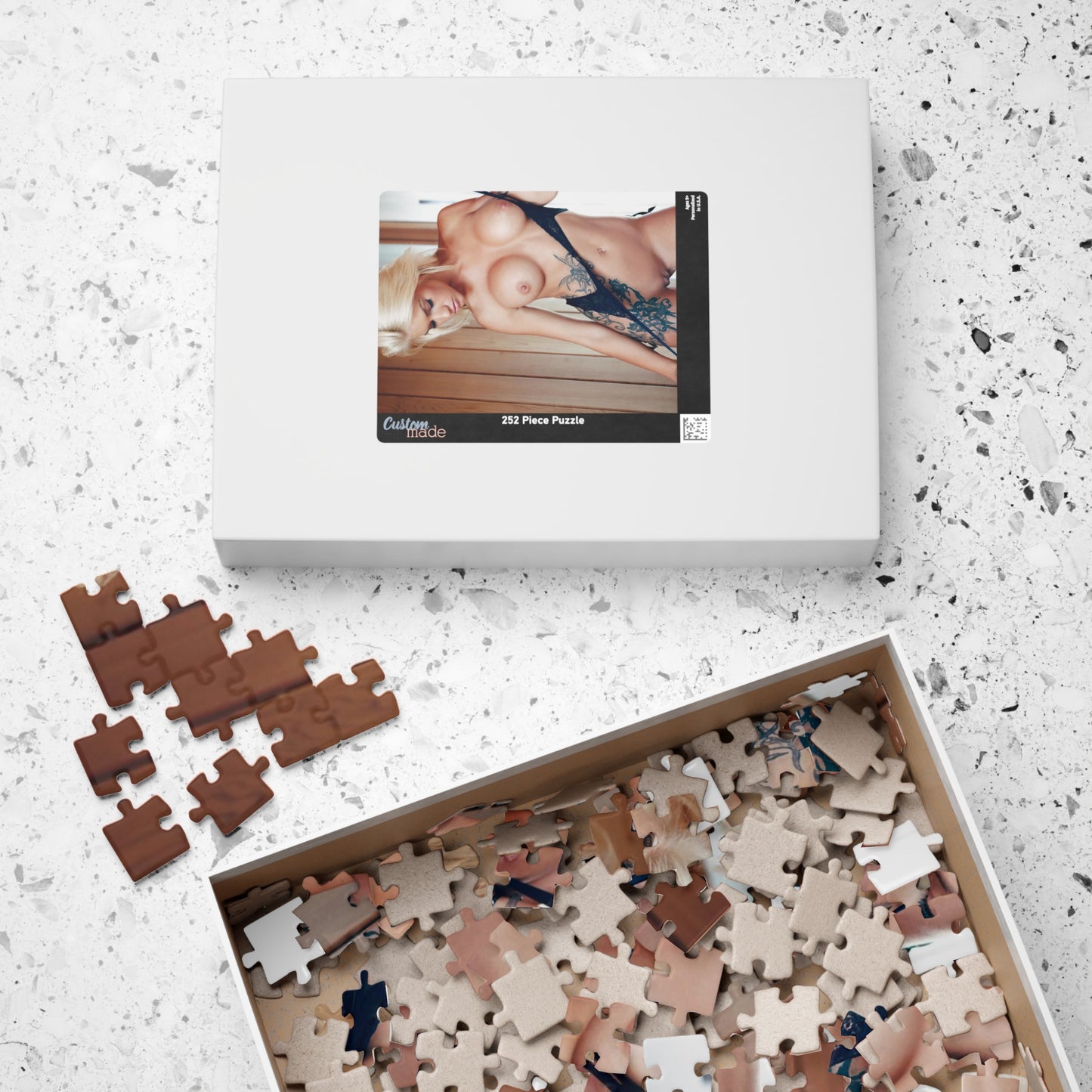 Puzzle (110, 252, 520, 1014-piece) Taylor Seinturier Nude