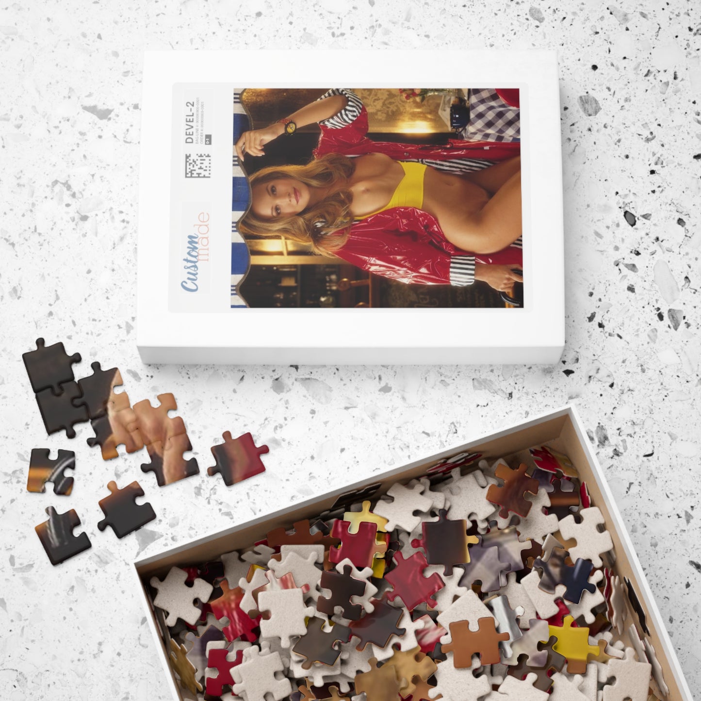 Puzzle (110, 252, 500, 1014-piece) Playboy Playmate February 1996 Kona Carmack