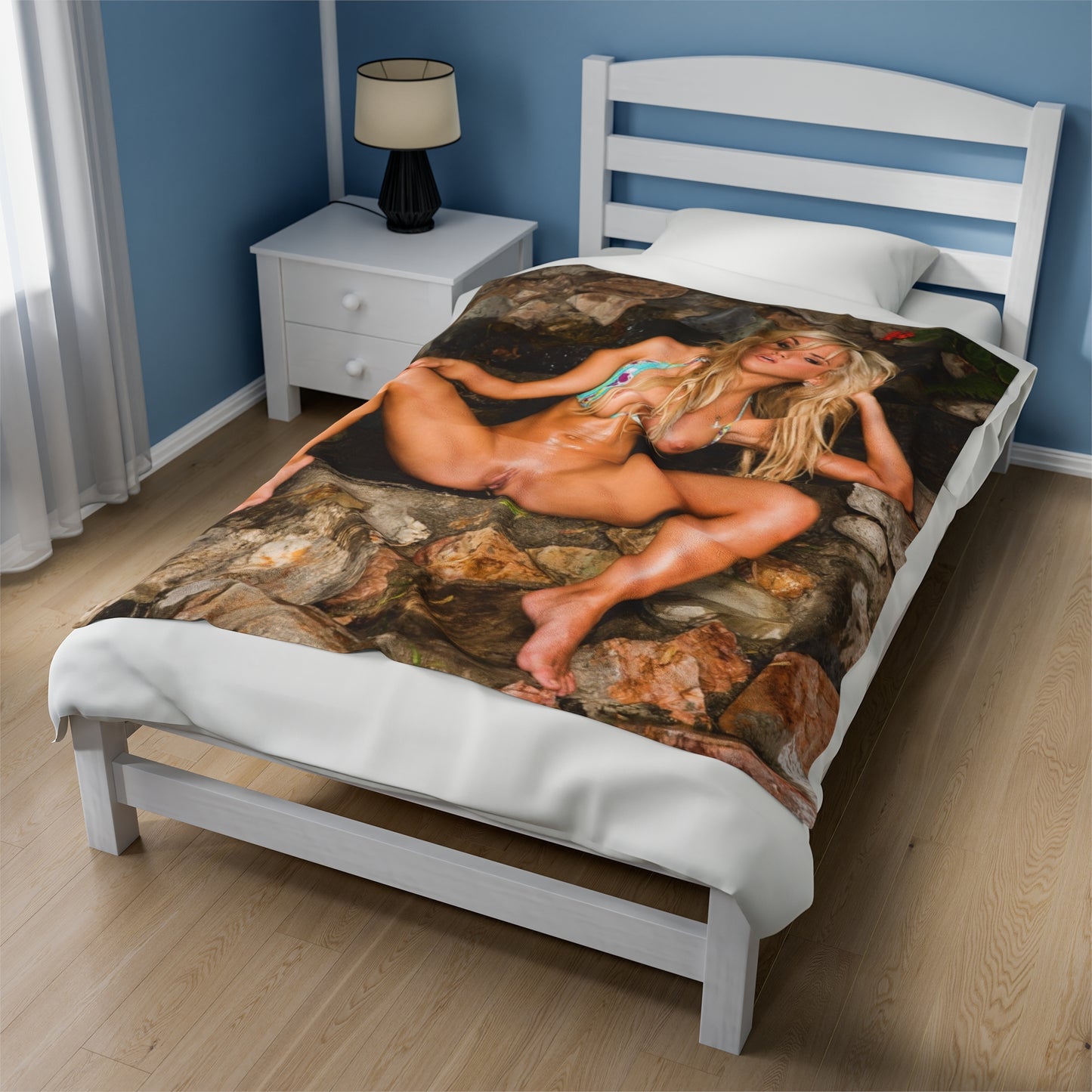 Velveteen Plush Blanket Teagan Presley