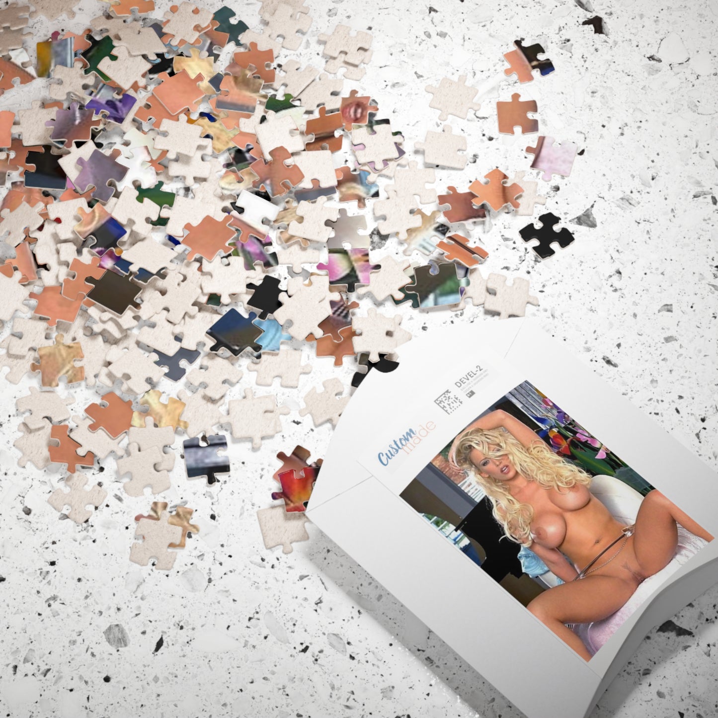 Puzzle (110, 252, 500, 1014-piece) Pornstar Jenna Jameson Nude