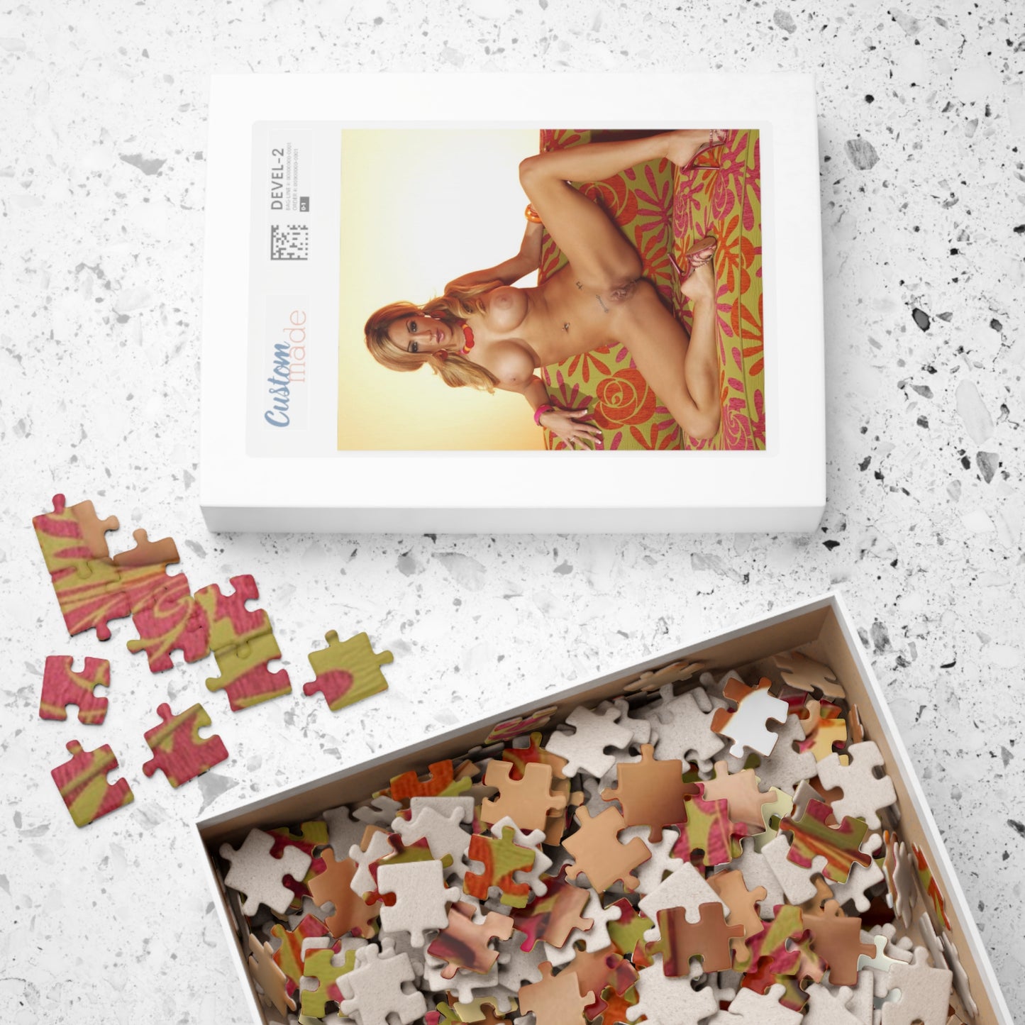 Puzzle (110, 252, 520, 1014-piece) Penthouse Pet May 2009 Lexxi Tyler