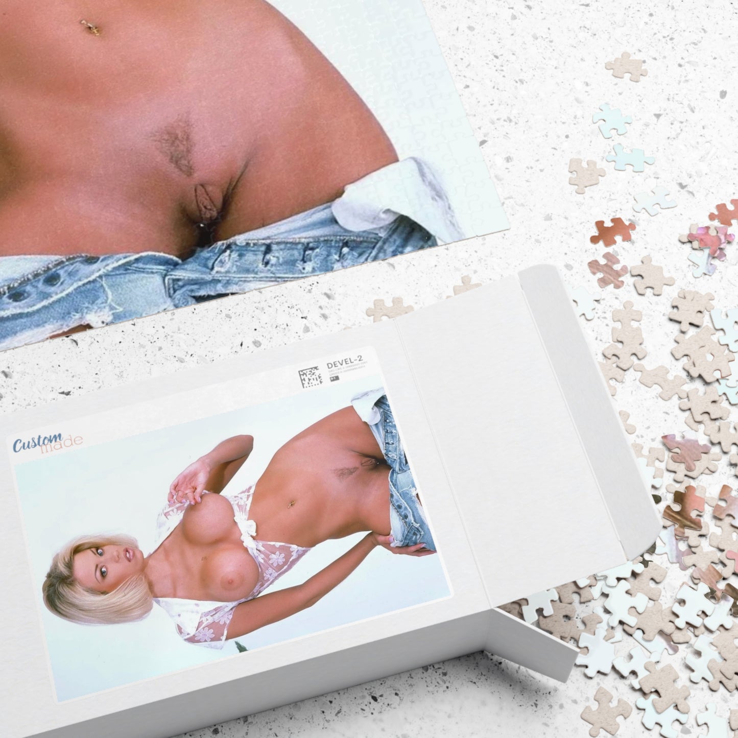 Puzzle (110, 252, 500, 1014-piece) Pornstar Jenna Jameson Nude
