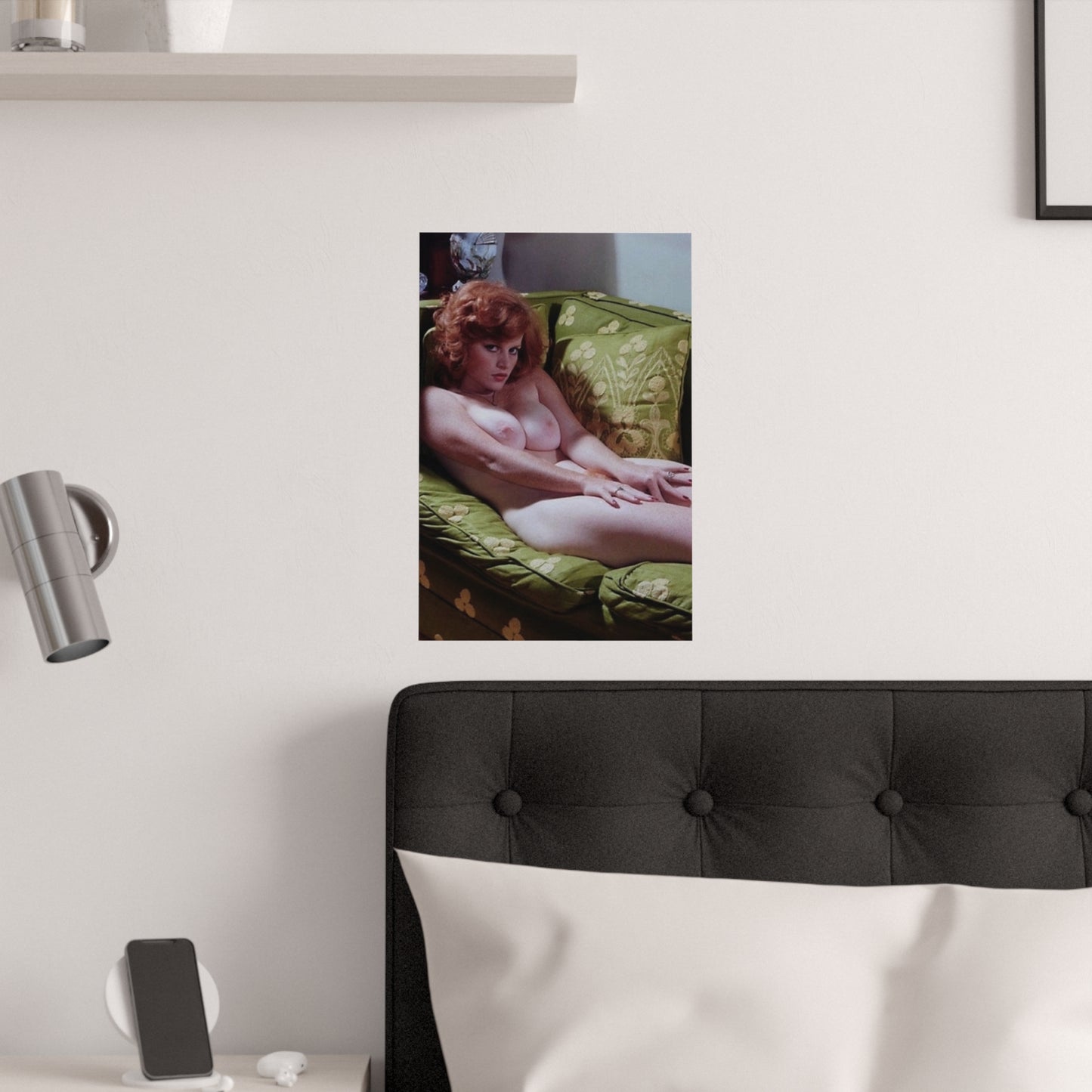 Satin Posters (210gsm) Retro Pornstar Lisa De Leeuw Nude