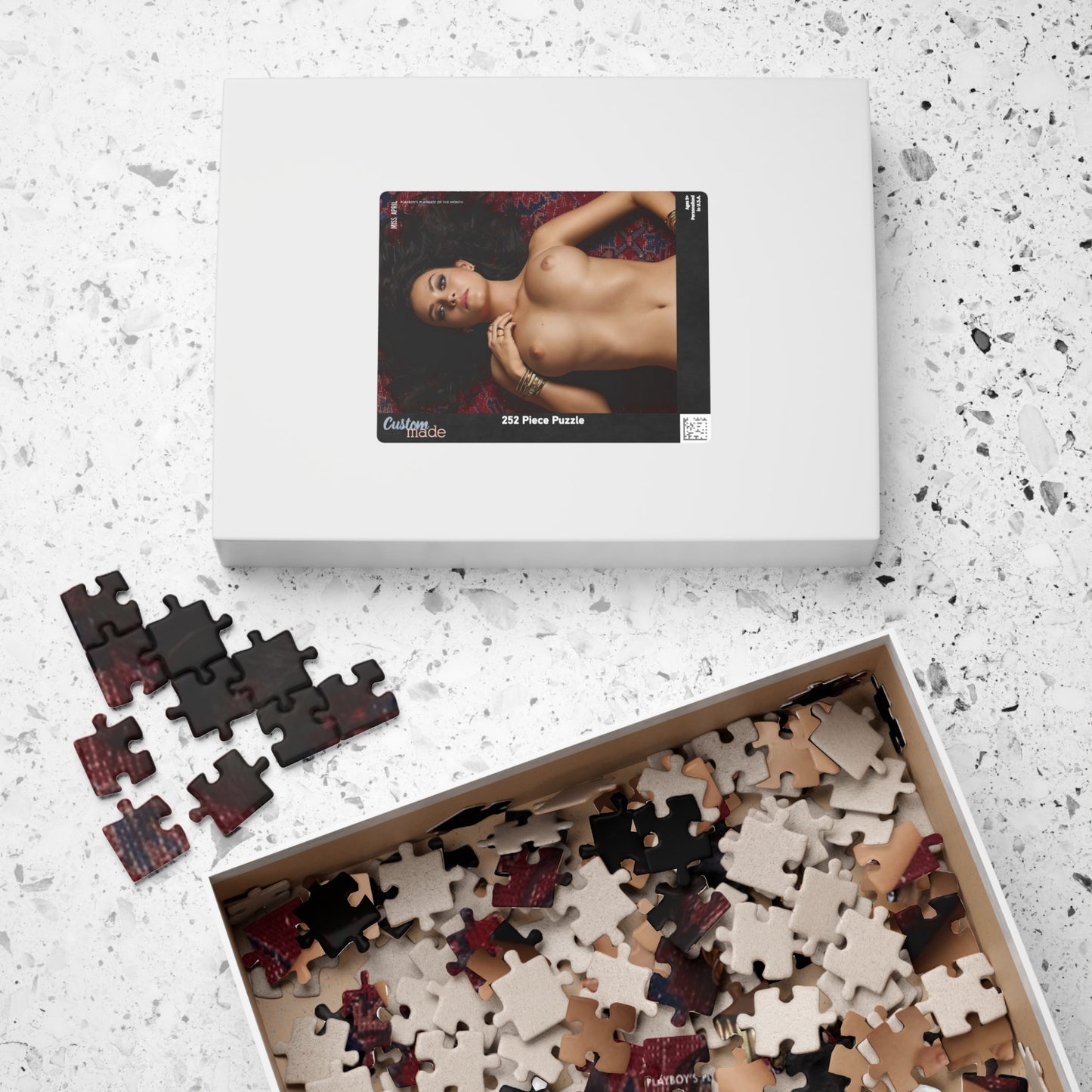 Puzzle (110, 252, 500, 1014-piece) Playboy Playmate April 2015 Alexandra Tyler