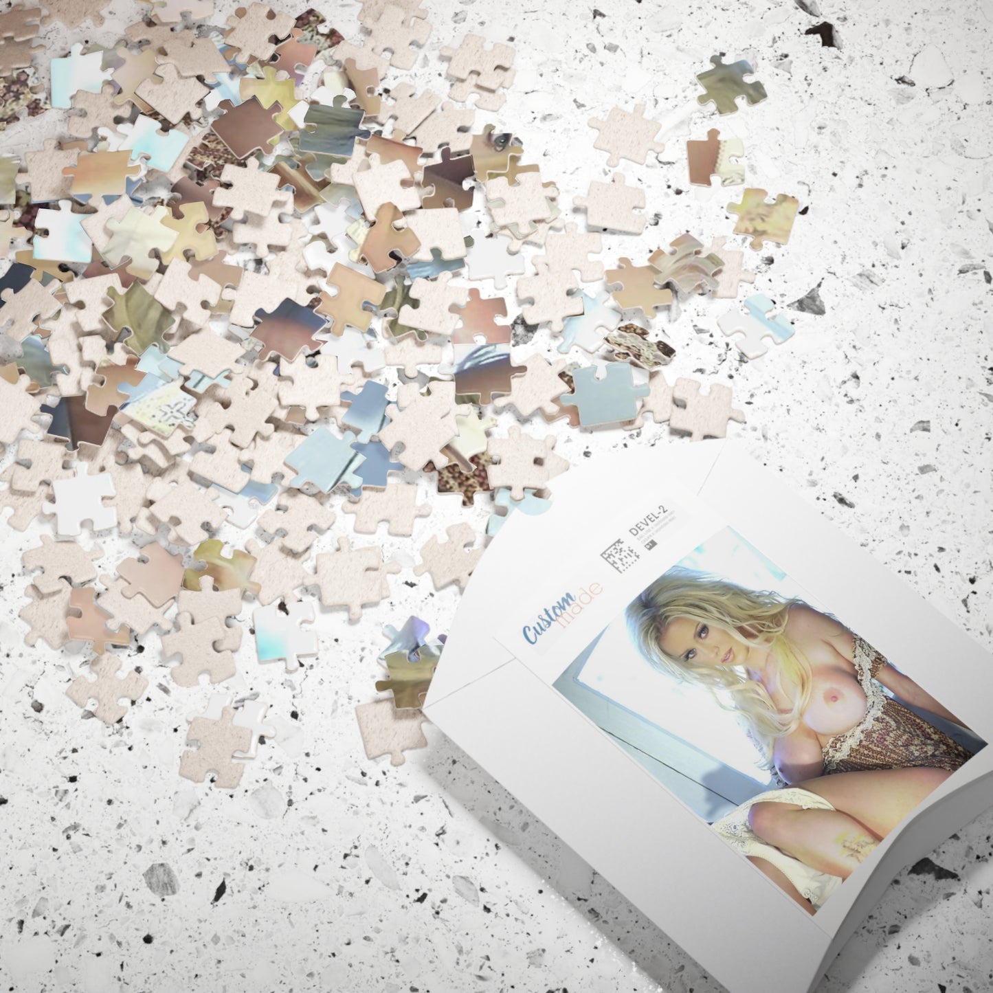 Puzzle (110, 252, 500, 1014-piece) Pornstar Jenna Jameson Nude