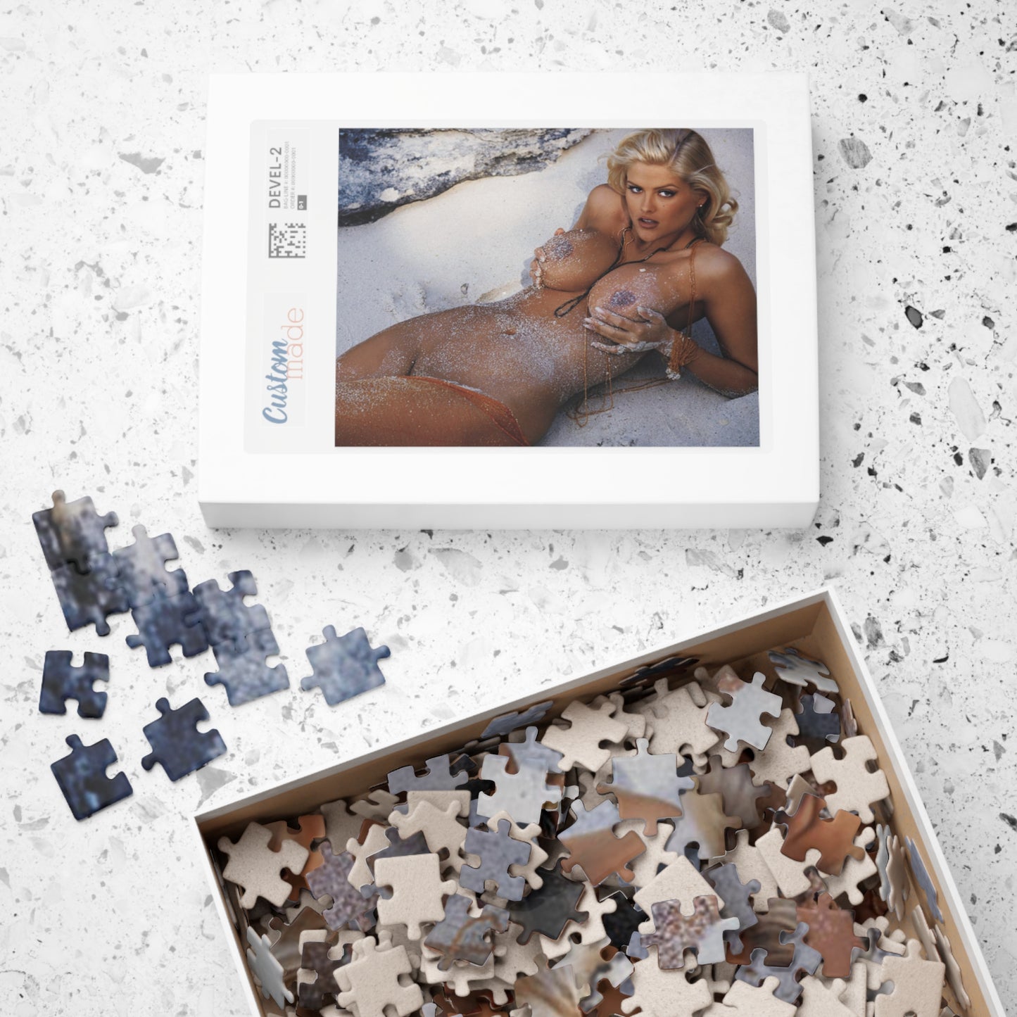 Puzzle (110, 252, 500, 1014-piece) Playboy Anna Nicole Smith Nude #6