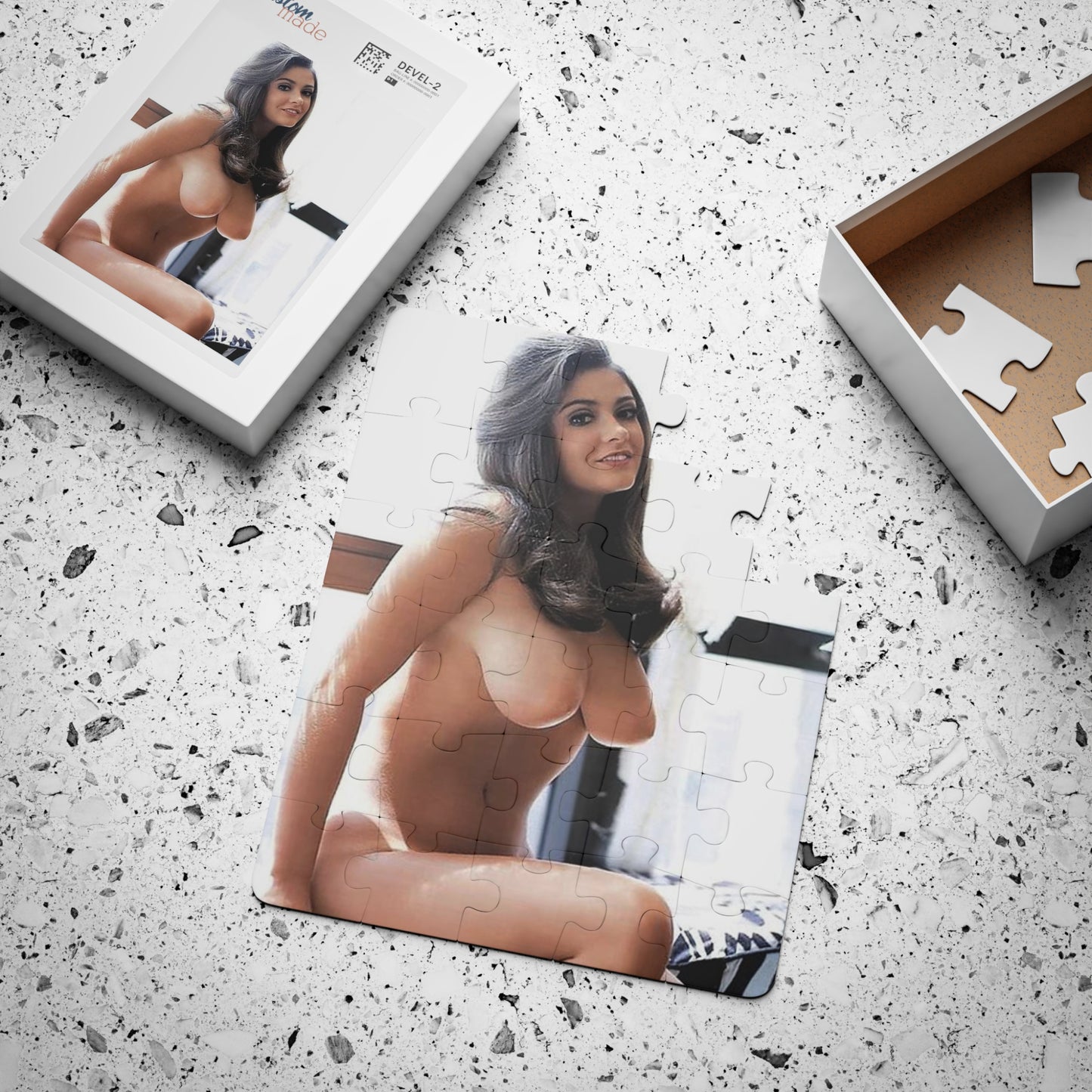 Puzzle, 30-Piece Playboy Playmate Cynthia Myers Nude
