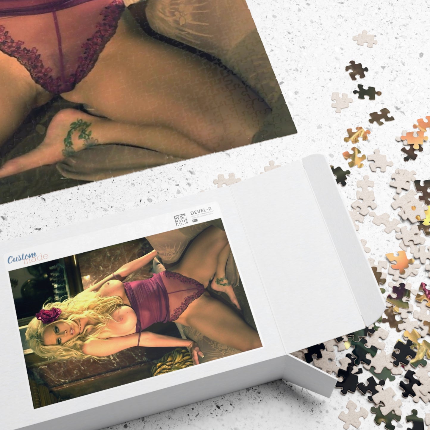 Puzzle (110, 252, 500, 1014-piece) Pornstar Jenna Jameson Nude